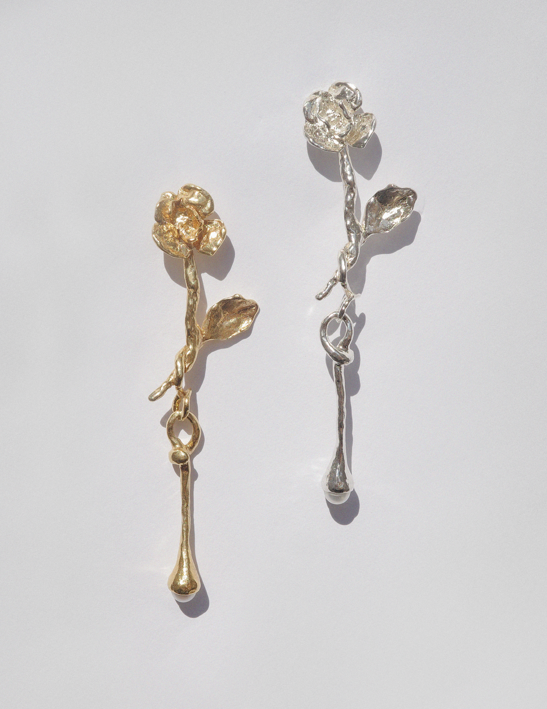 Agnes single earring.png