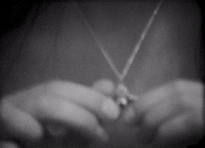 estela necklace.gif
