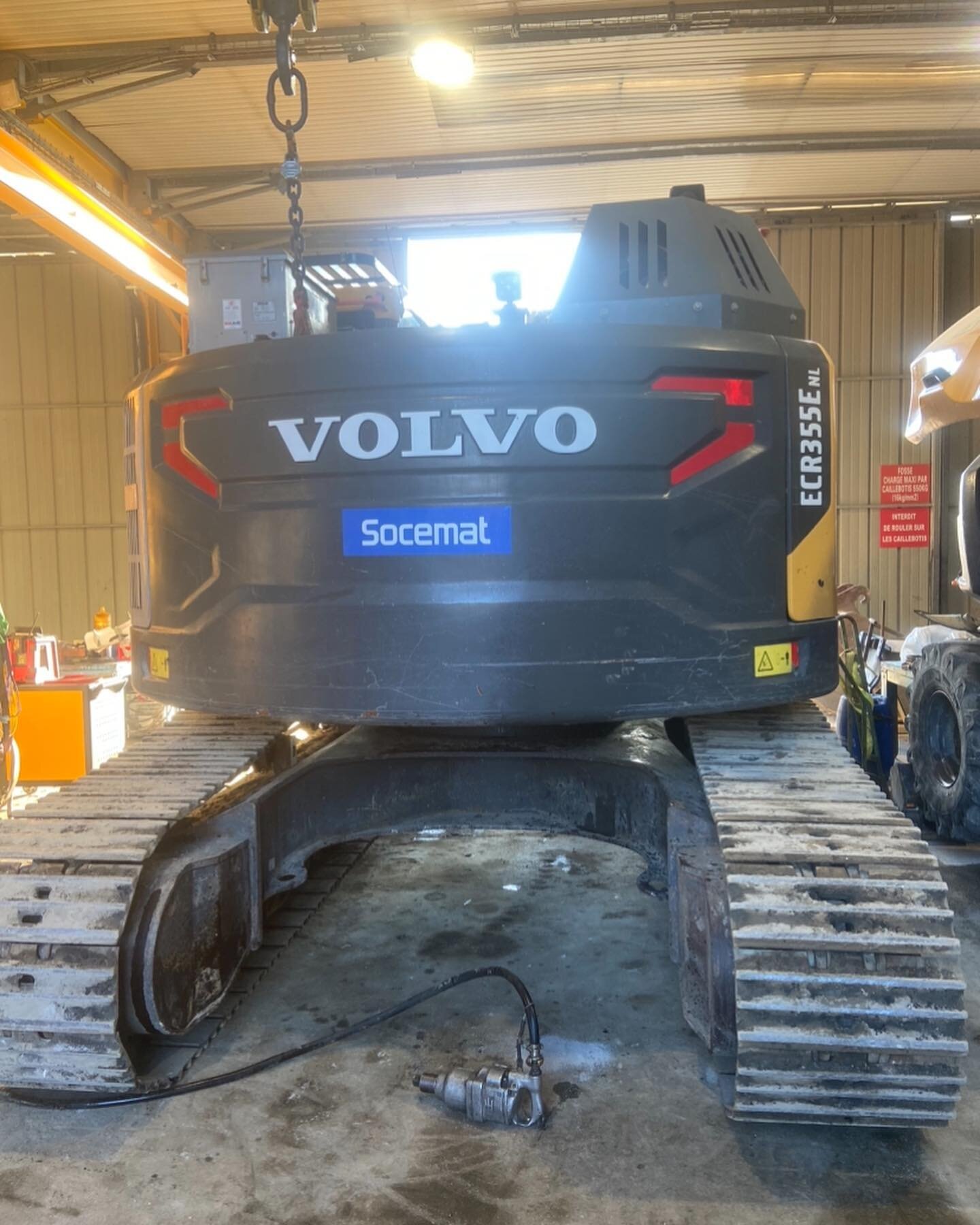 Changement vanne egr sur Volvo355ecr #volvo