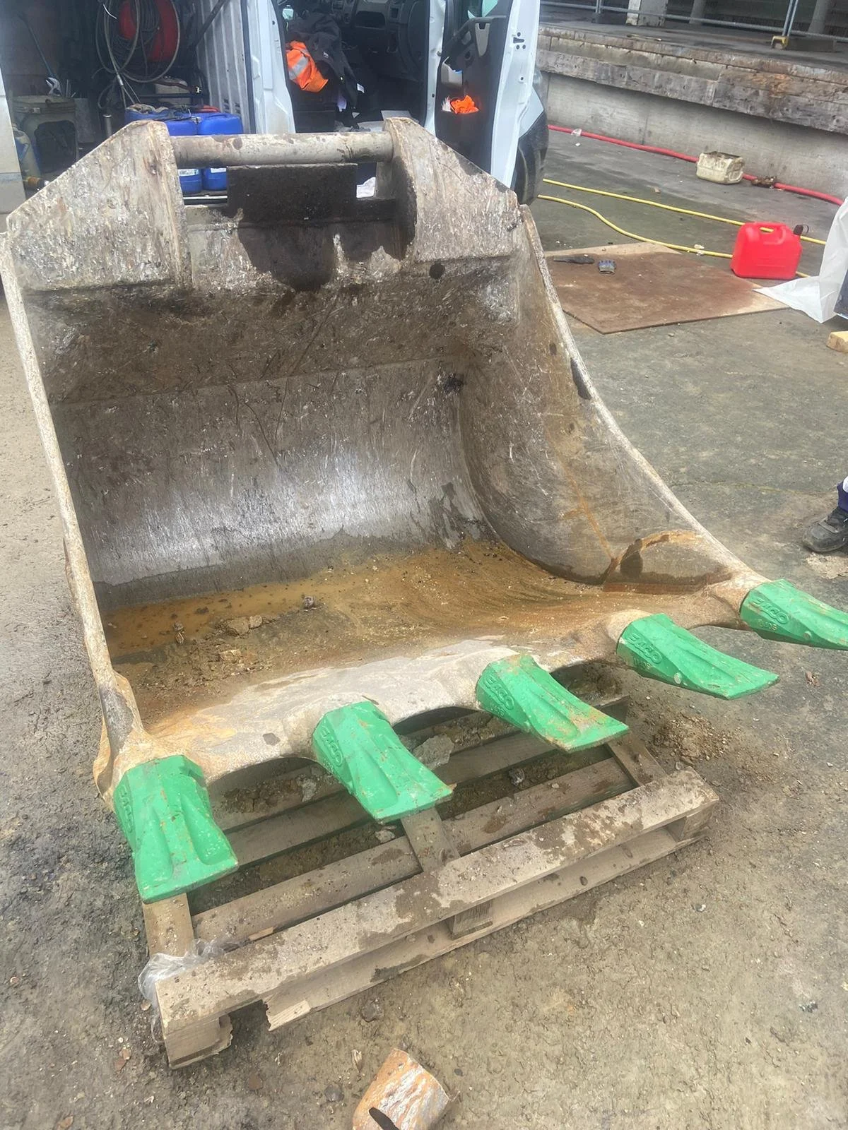 WhatsApp Image 2023-03-31 at 19.21.48 (4).jpeg