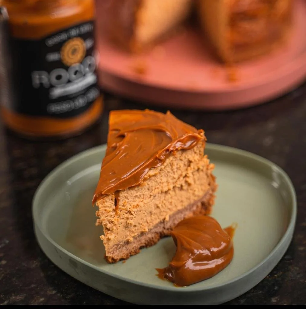 Receita Rocca Doce de Leite com bolo cheesecake