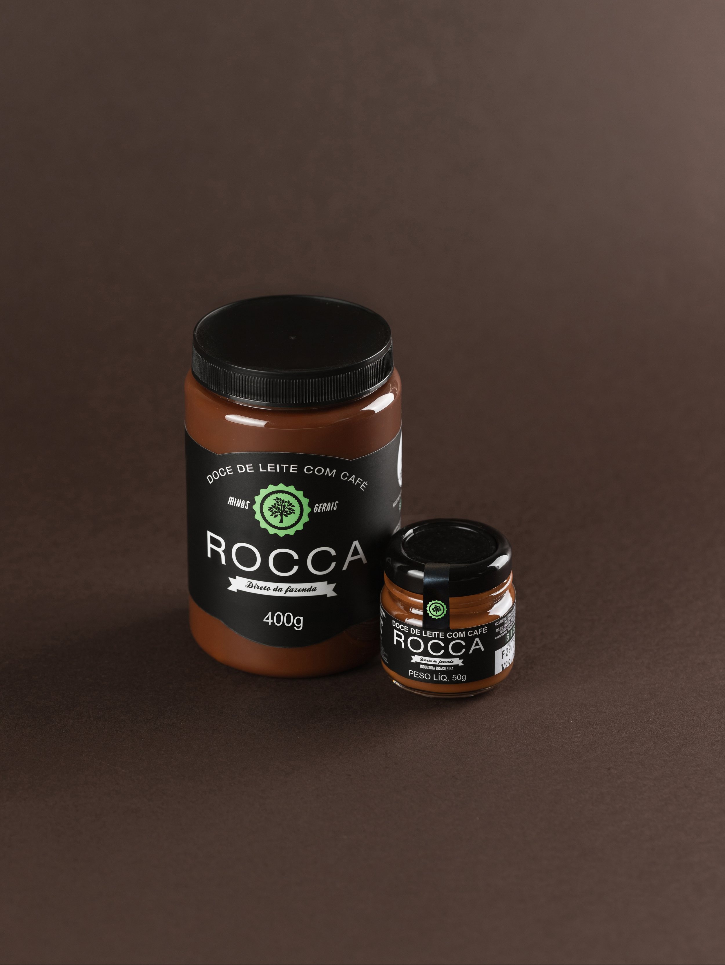 Potes sabor café em todas as versões: 400g e 50g.