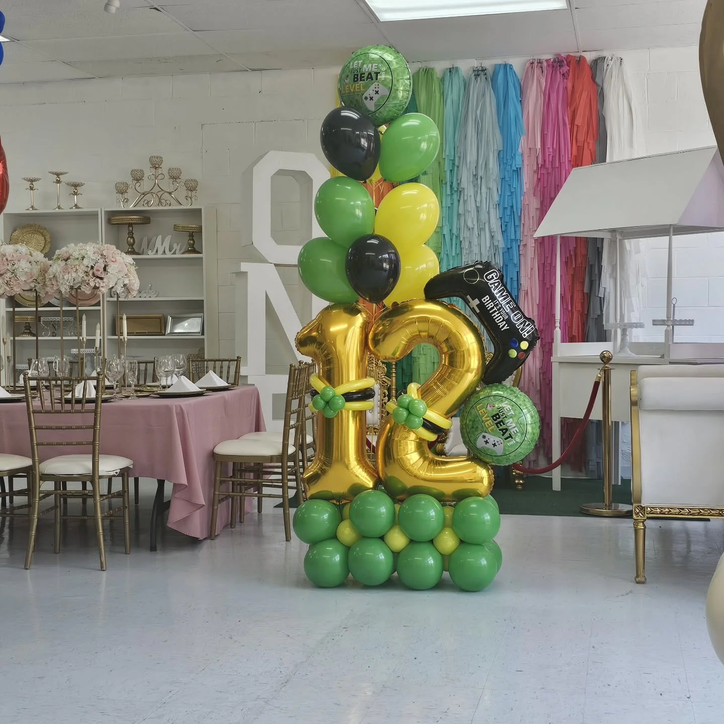 Not all birthdays require a party.
Sometimes you just need some balloons, a cake, and a good birthday song. 

Our birthday balloon deliveries are the perfect touch. 
Birthdays are meant to be celebrated! 🎈🎉

Surprise someone special with a beautifu