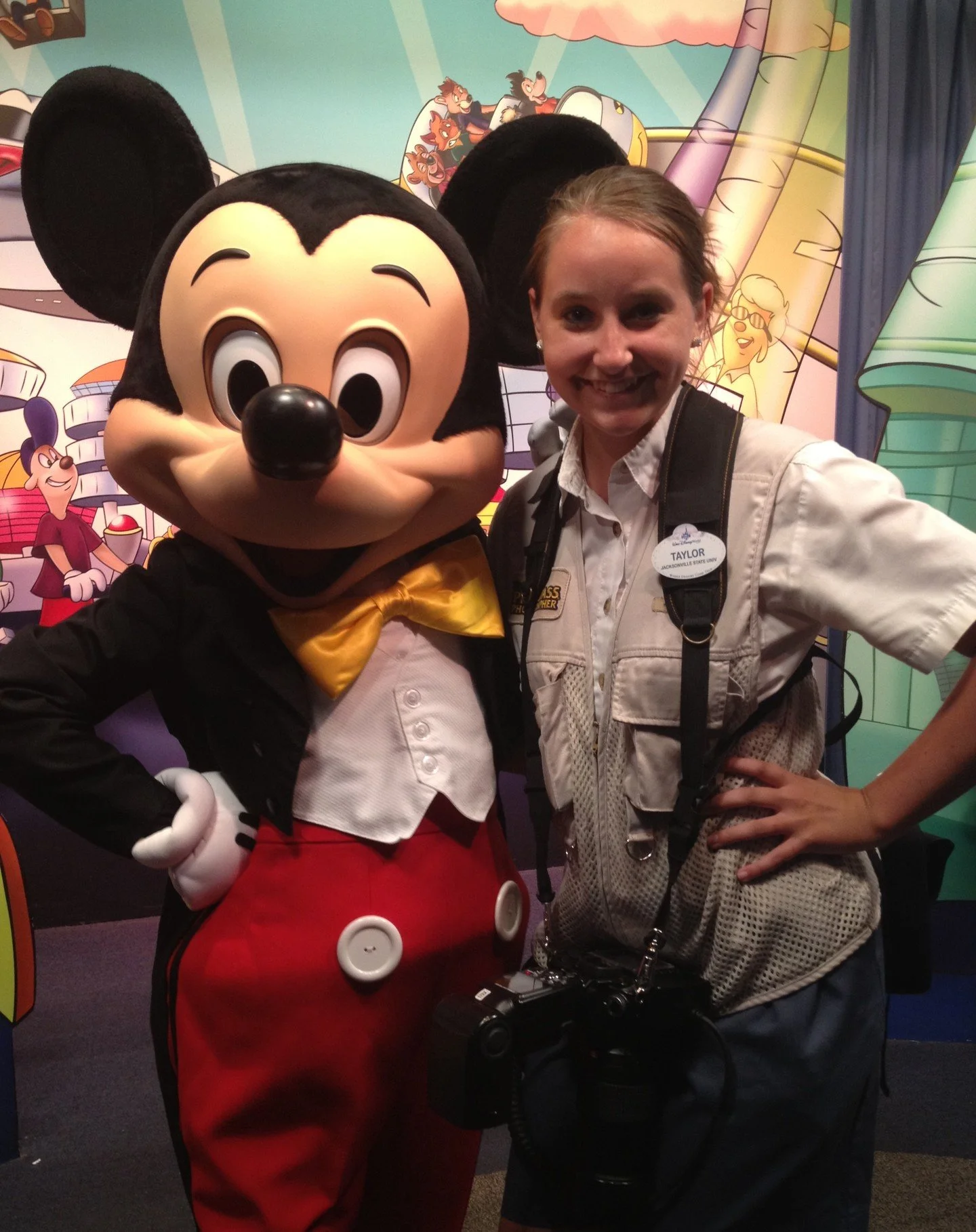DID YOU KNOW? I'm a former Disney Cast Member 💫 📸

Disney is renowned for its exceptional customer service, and as a cast member I was trained to deliver a high standard of guest experience. This translates into a high level of attention to detail 