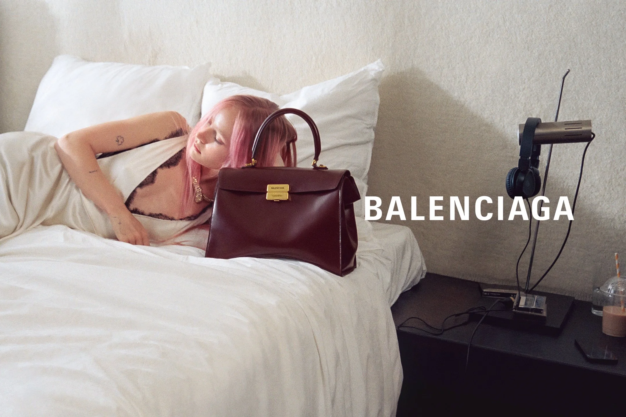 BALENCIAGA HORUGLASS LAYOUT9.jpg