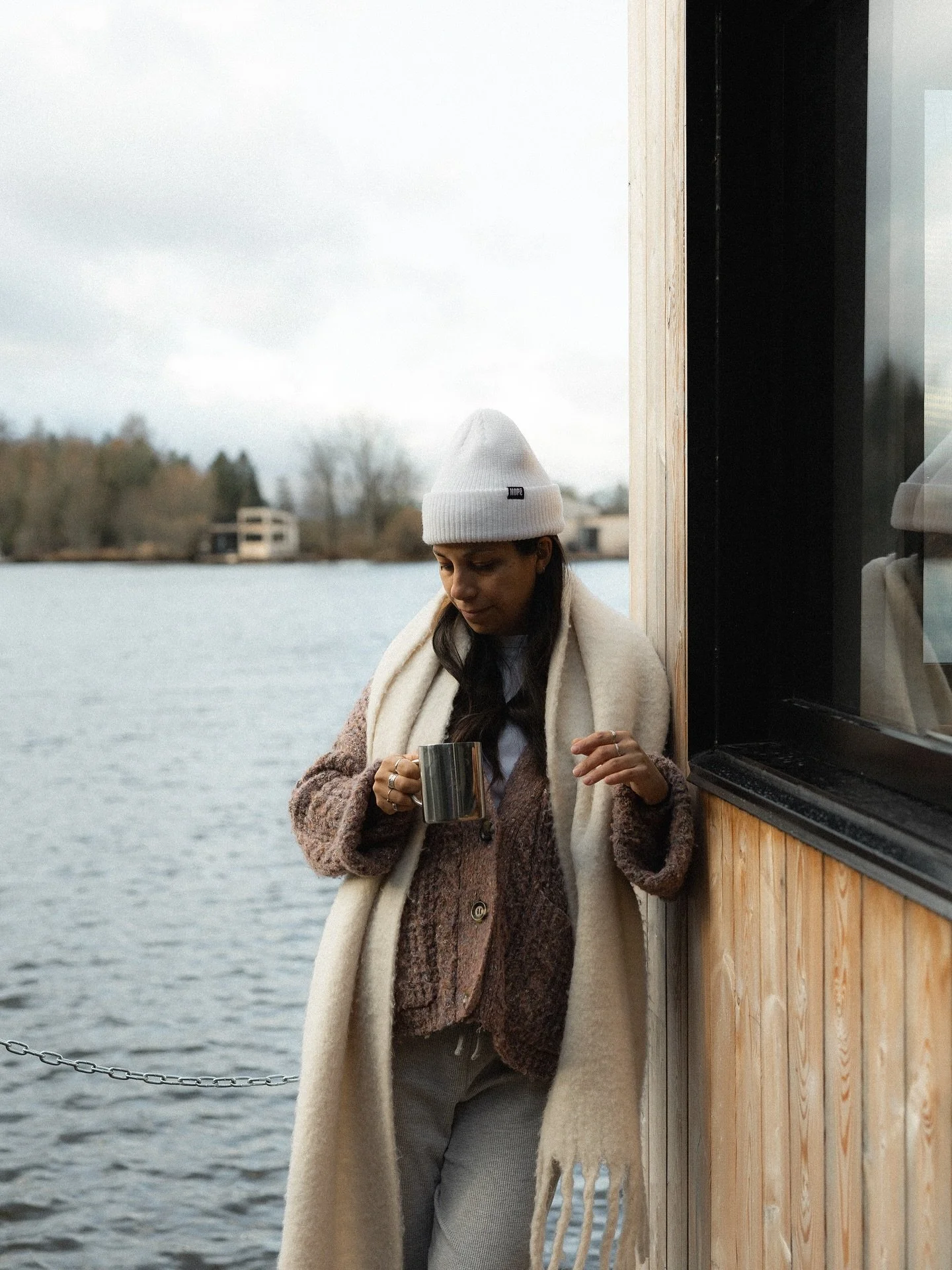 pellicule d&rsquo;un doux s&eacute;jour sur l&rsquo;eau chez&nbsp;@boraborealqc 🌲