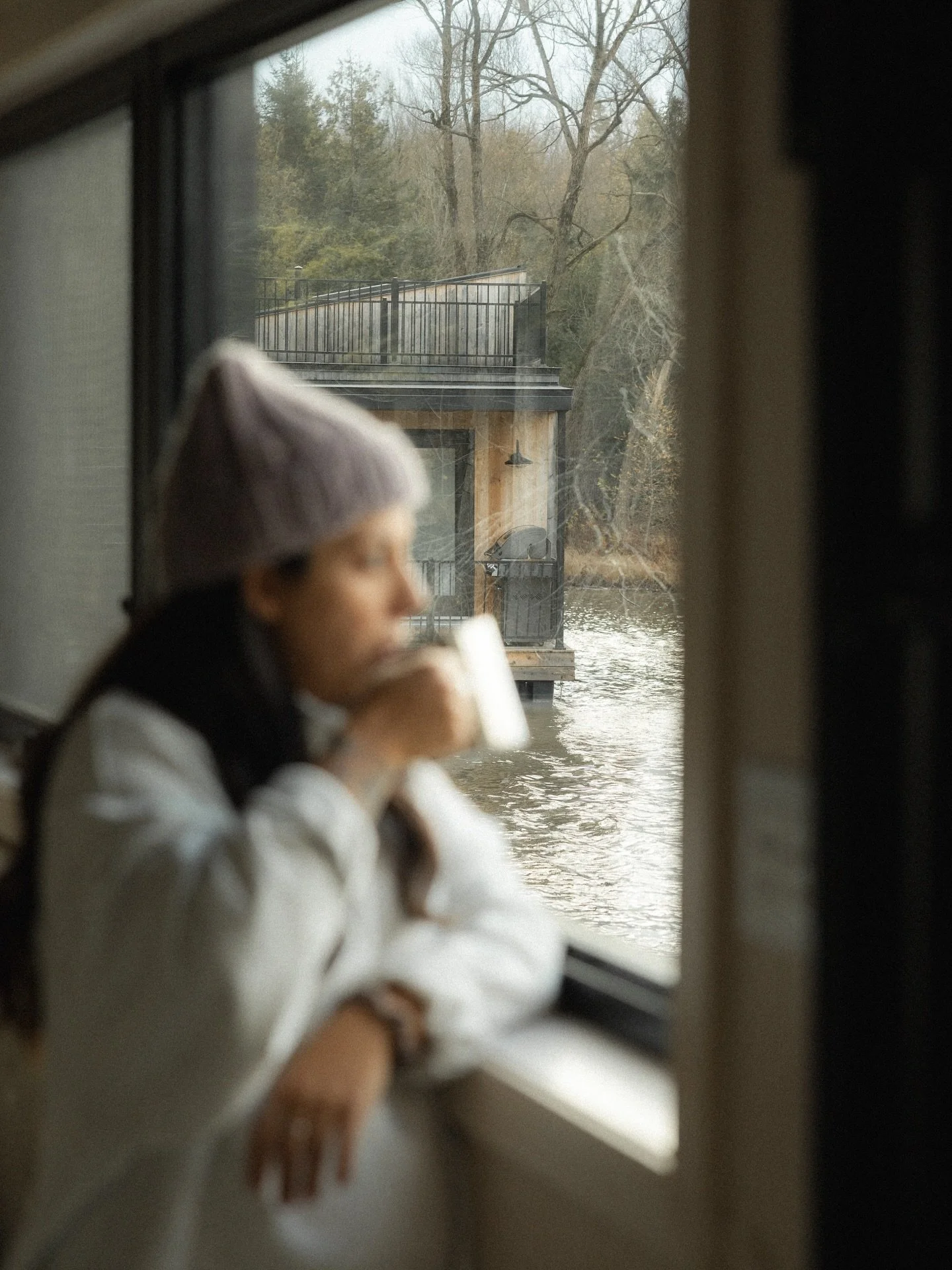 🤎 Nestled away in the cosy wildnerness | @boraborealqc 

#explorecanada #tourismequebec #parcscanada #travelcanada #explorequebec