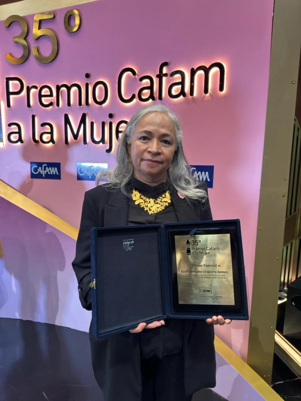 LOS PASOS DE RUTH CHAPARRO, EMBAJADORA DEL PREMIO MUJER CAFAM EN COLOMBIA