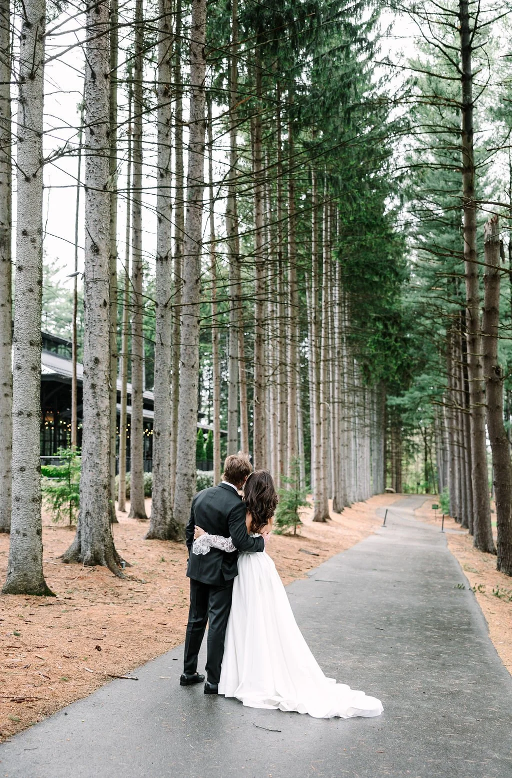 lauren-dylan-shepherds-hollow-clarkston-mi-wedding-previews-156.jpg