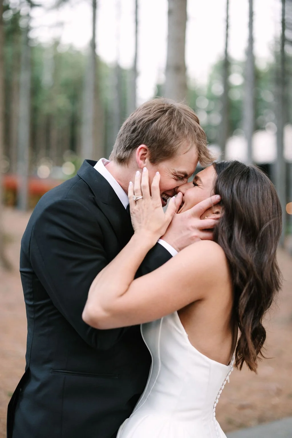 lauren-dylan-shepherds-hollow-clarkston-mi-wedding-previews-278.jpg