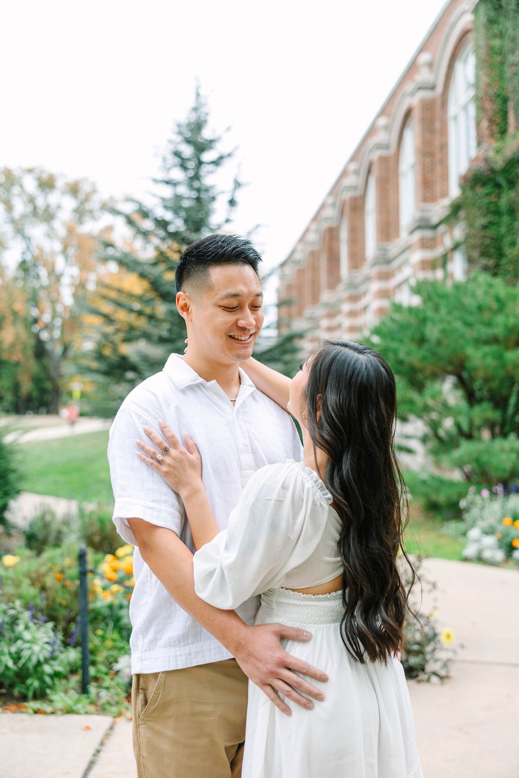 shannon-jacob-east-lansing-fall-engagement-michigan-state-university-engagement-session-44.jpg