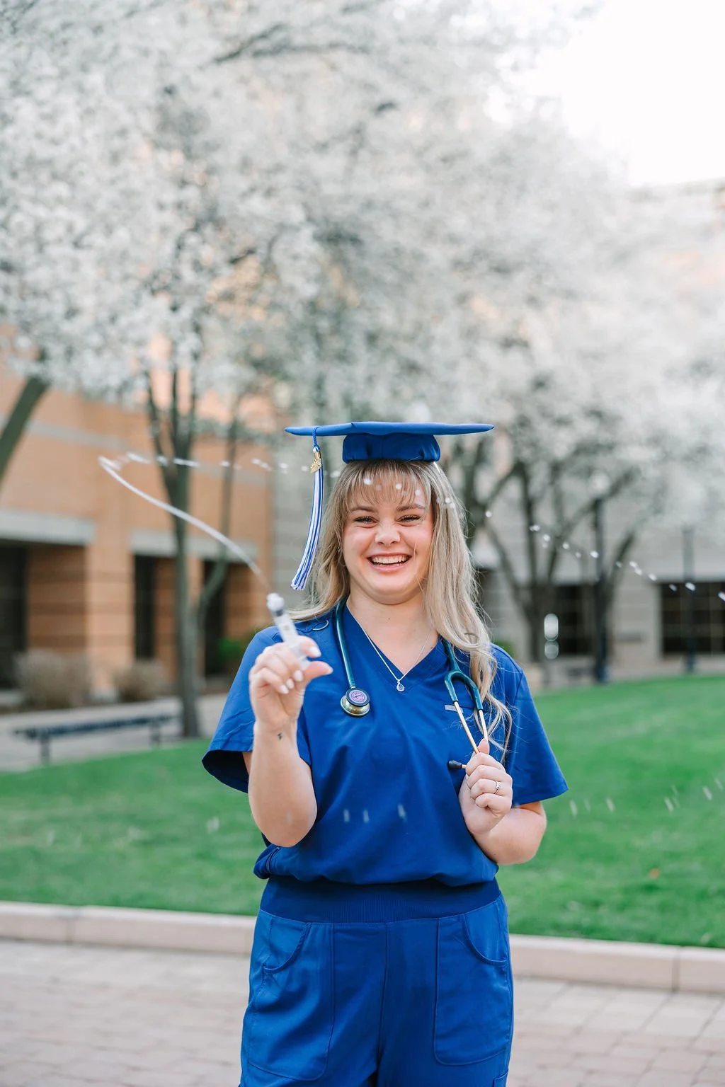 savannah-gvsu-college-graduationn-20.jpg