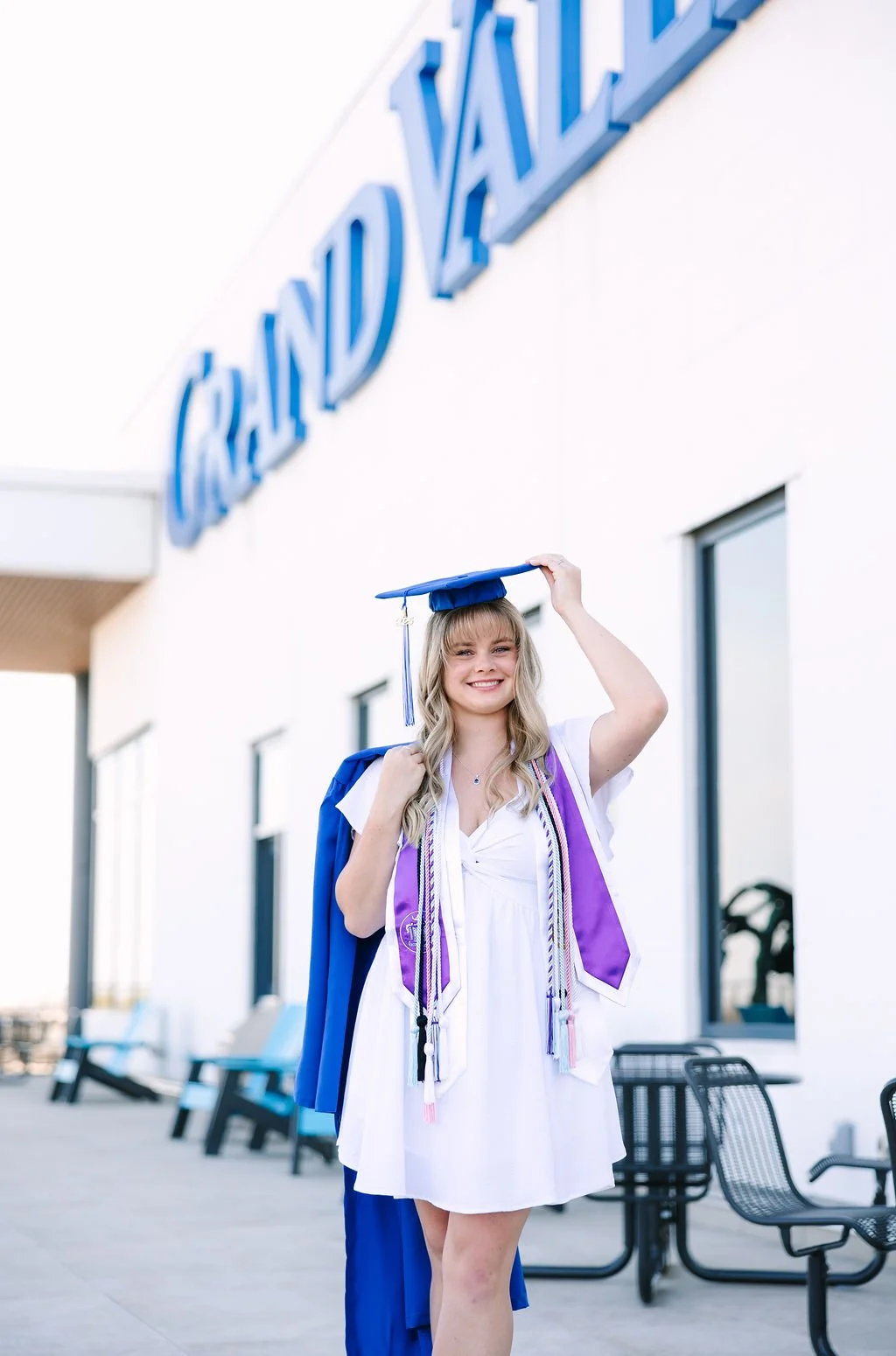 savannah-gvsu-graduation-session-2025-26.jpg