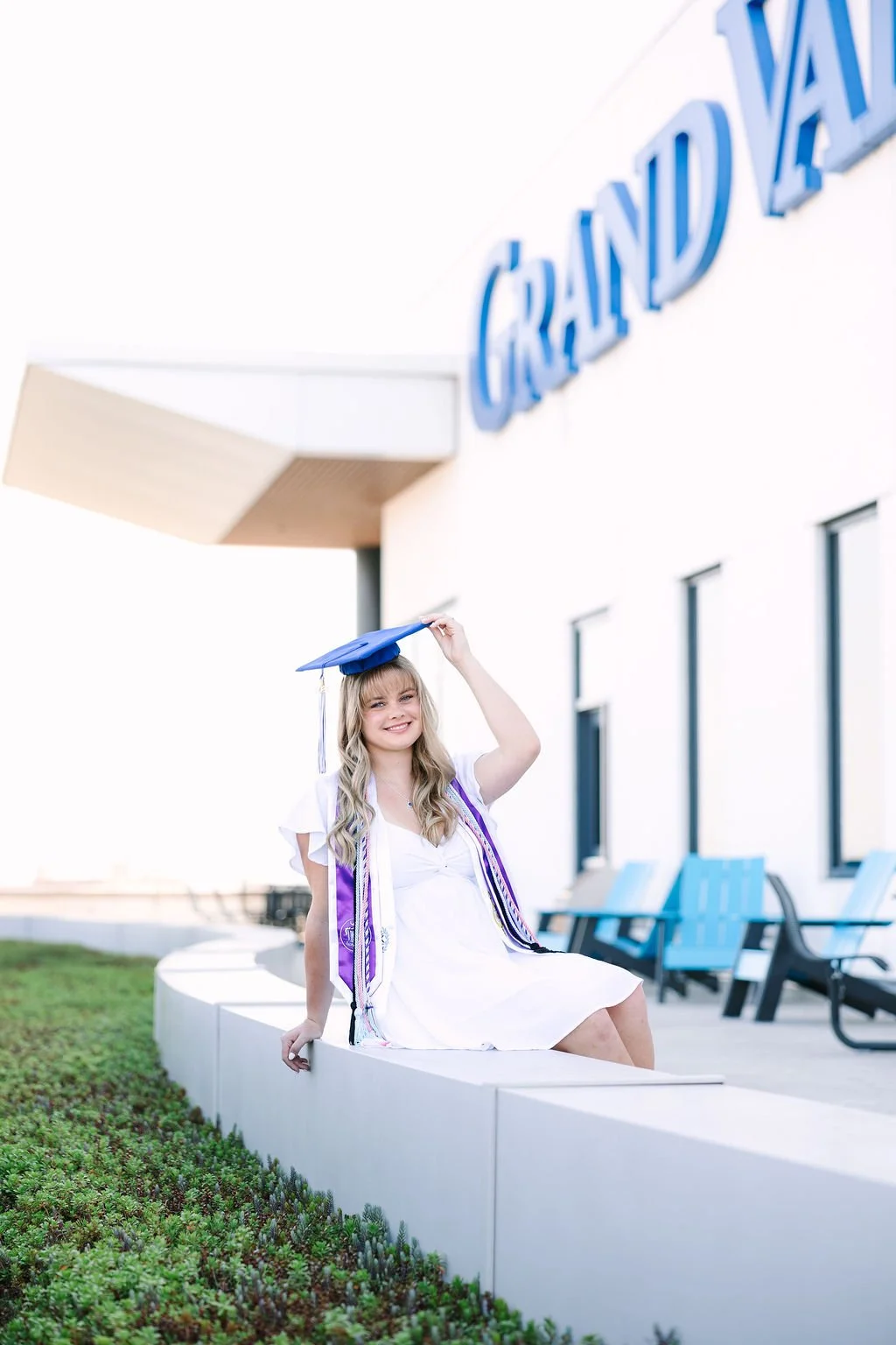 savannah-gvsu-graduation-session-2025-53.jpg