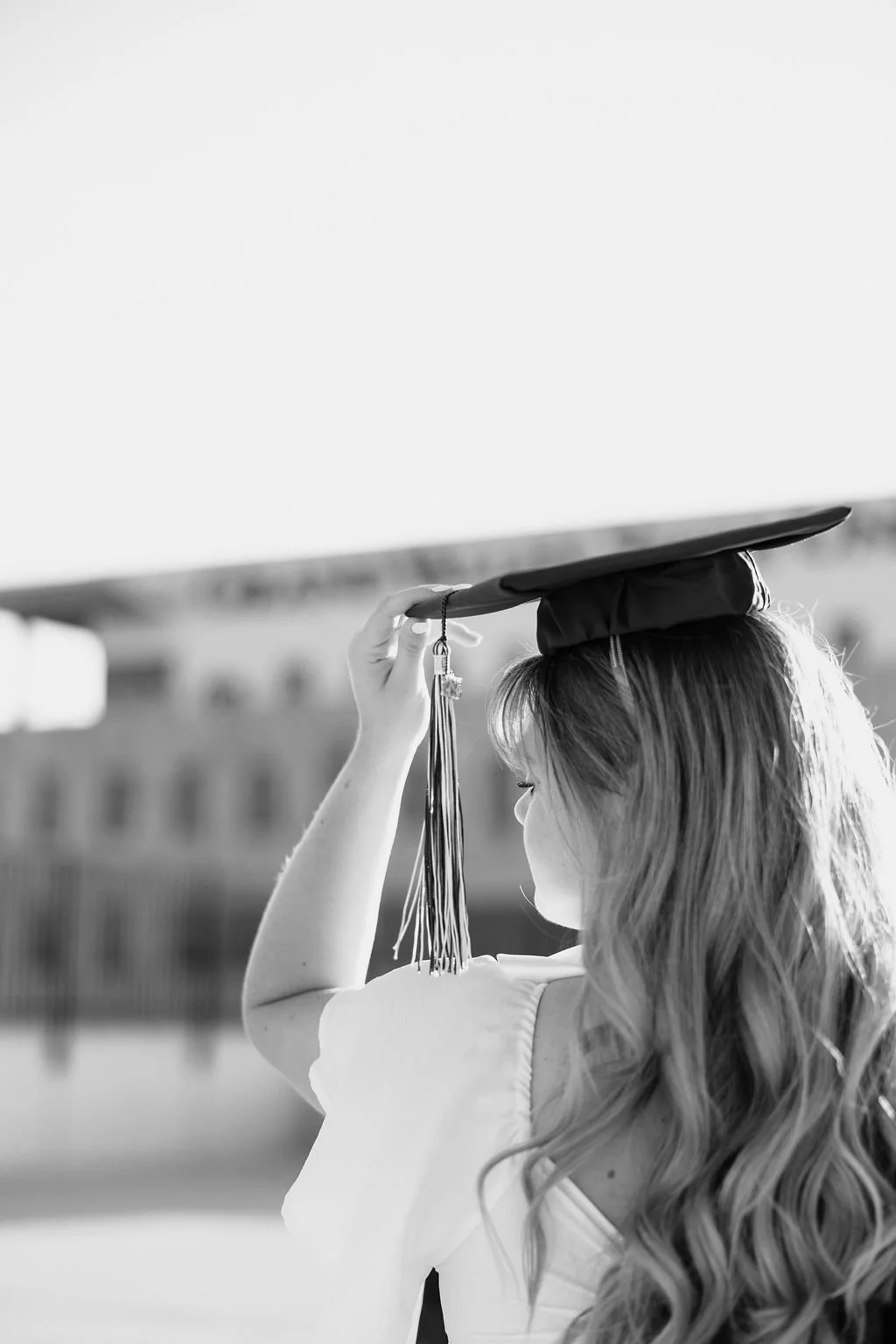 savannah-gvsu-graduation-session-2025-207.jpg