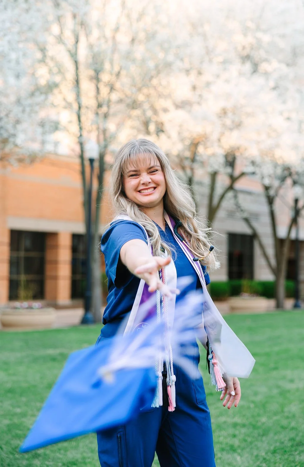 savannah-gvsu-graduation-session-2025-227.jpg