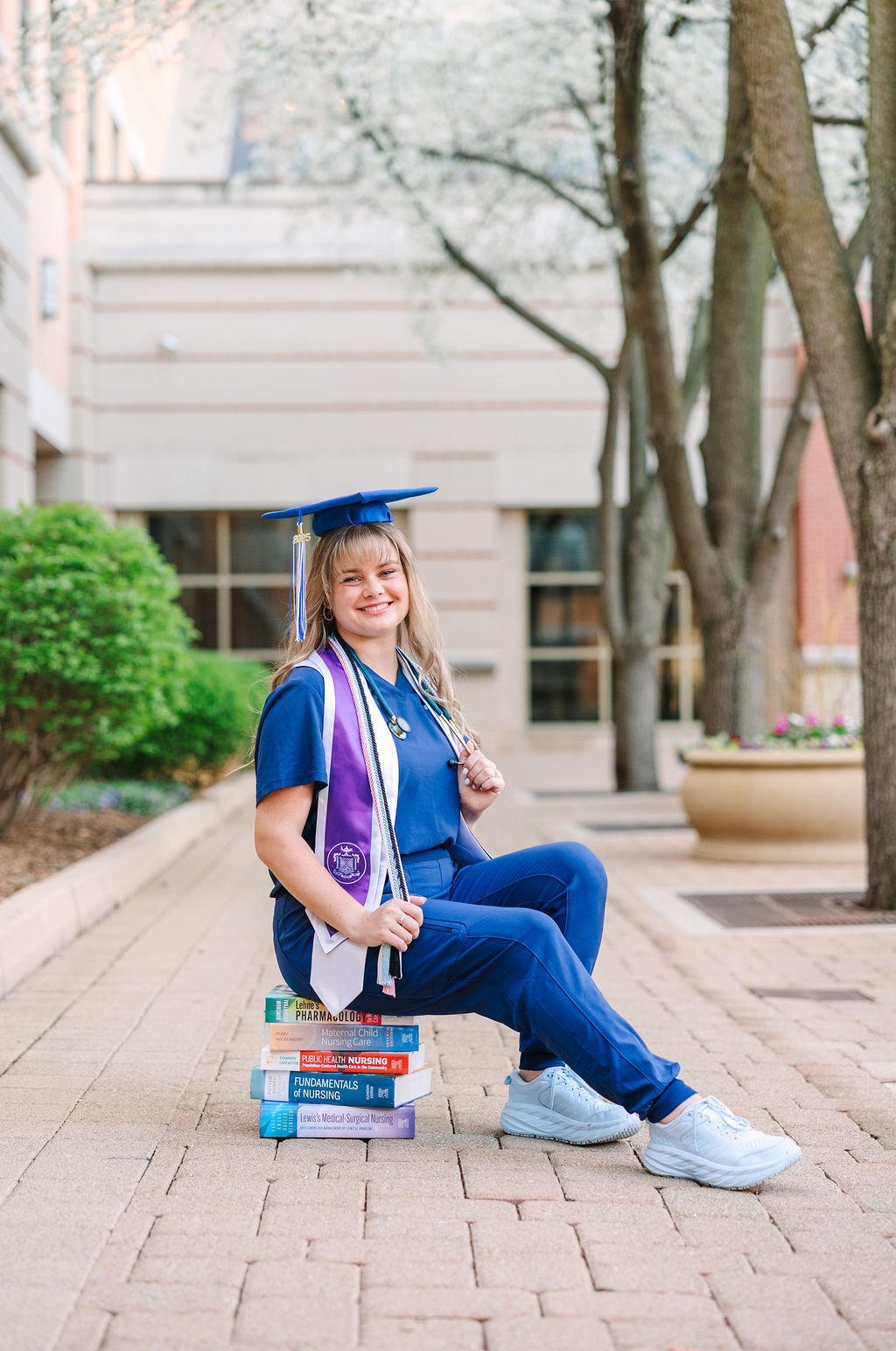 savannah-gvsu-graduation-session-2025-286.jpg