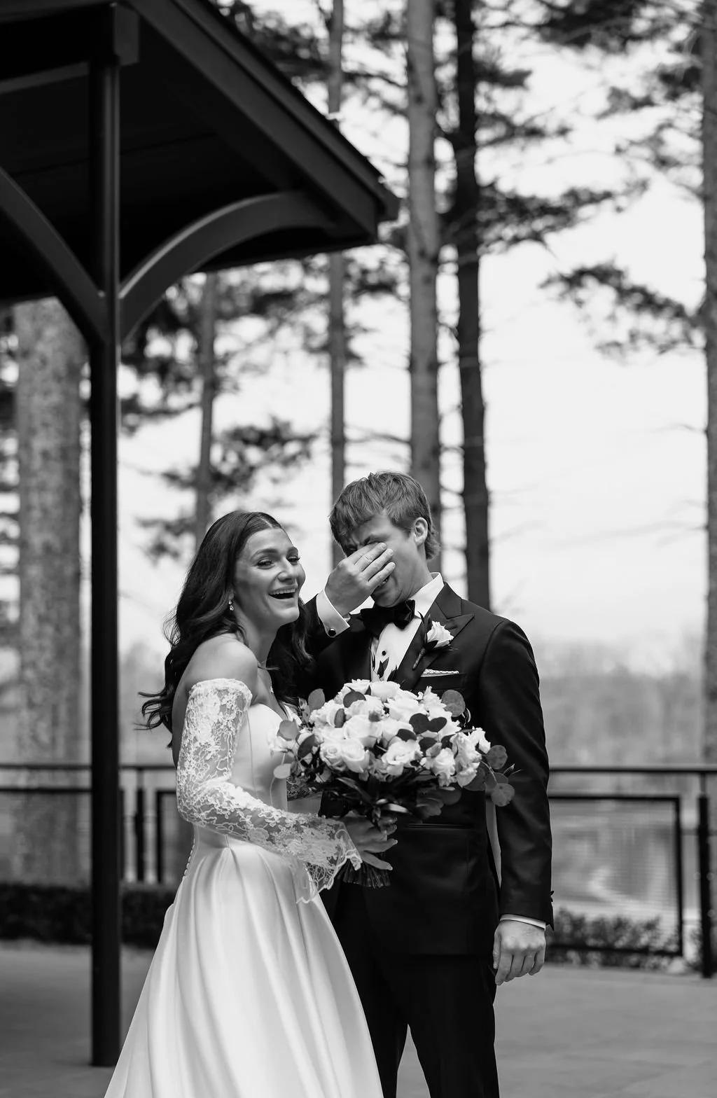 lauren-dylan-shepherds-hollow-clarkston-mi-wedding-previews-70.jpg