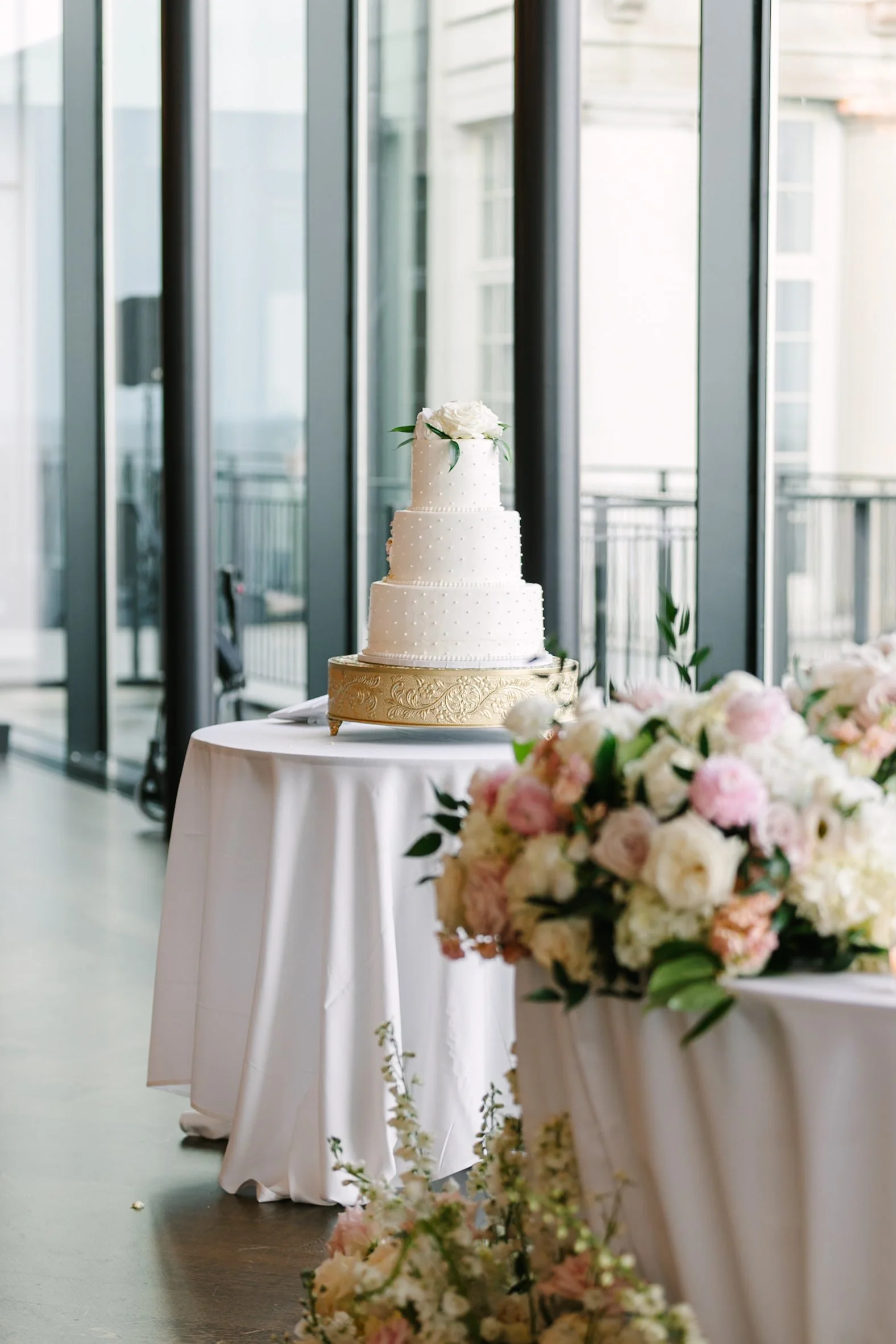 olivia-matthew-war-memorial-grosse-pointe-wedding-final-gallery-1818.jpg