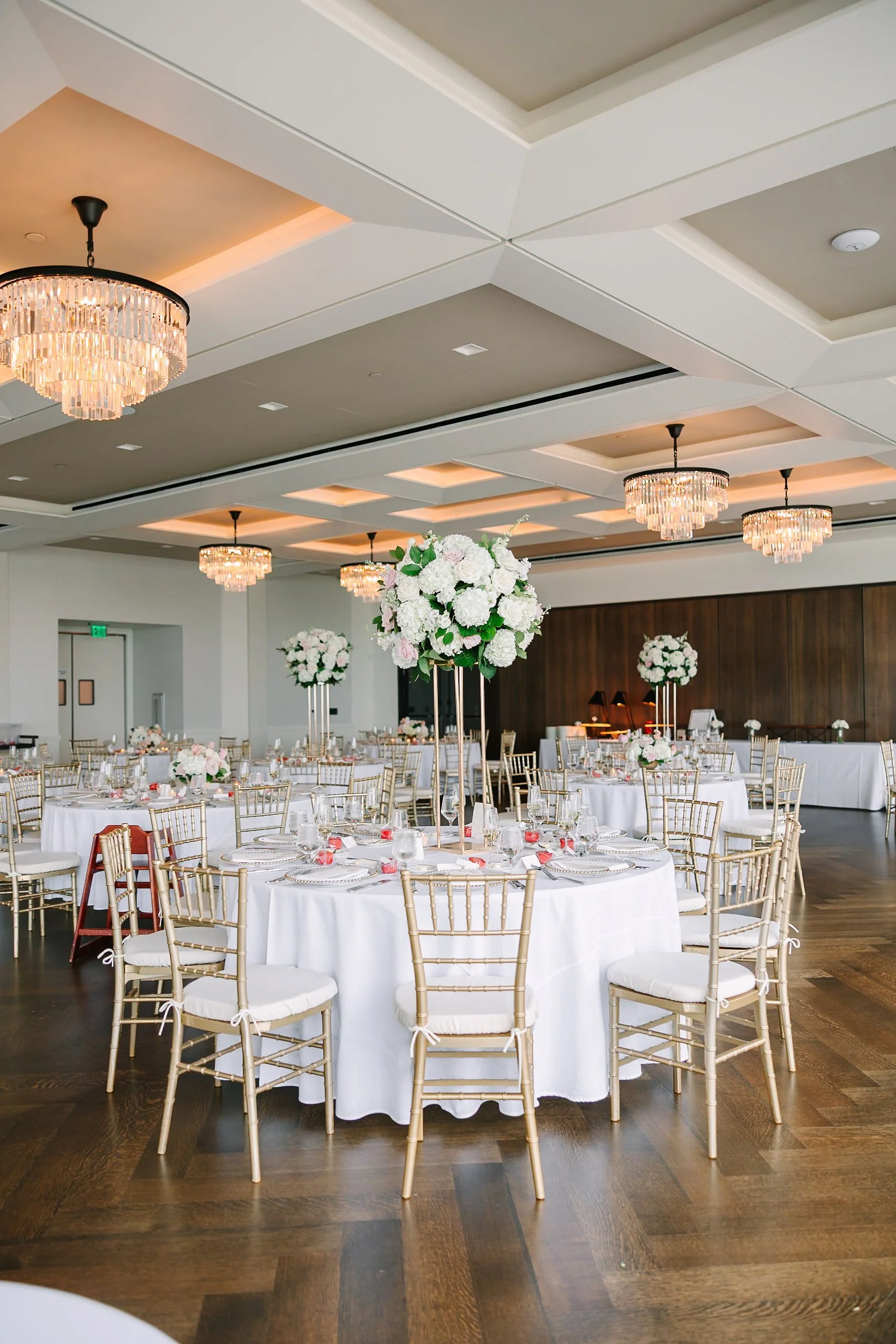 olivia-matthew-war-memorial-grosse-pointe-wedding-final-gallery-1665.jpg