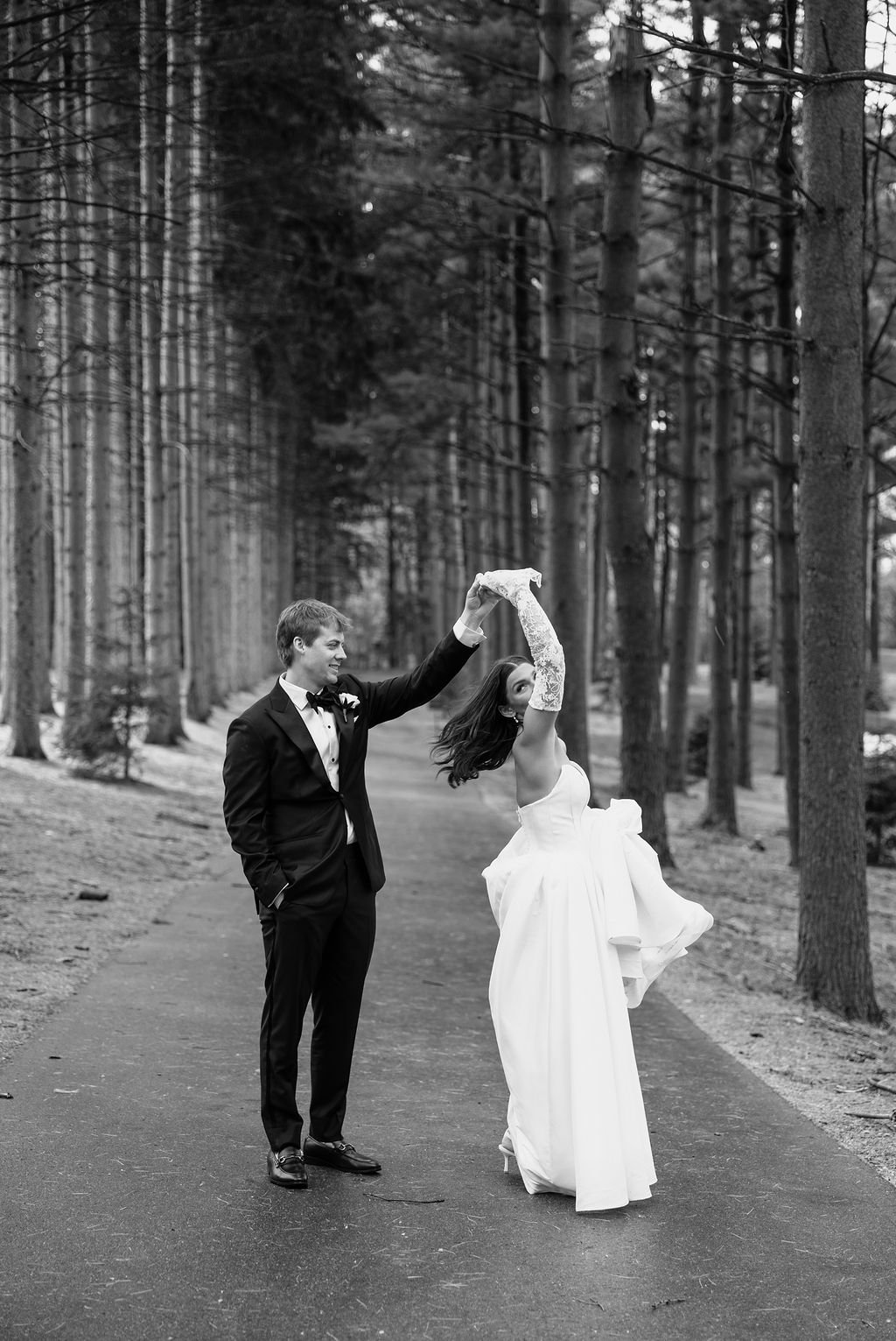 lauren-dylan-shepherds-hollow-clarkston-mi-wedding-previews-159.jpg
