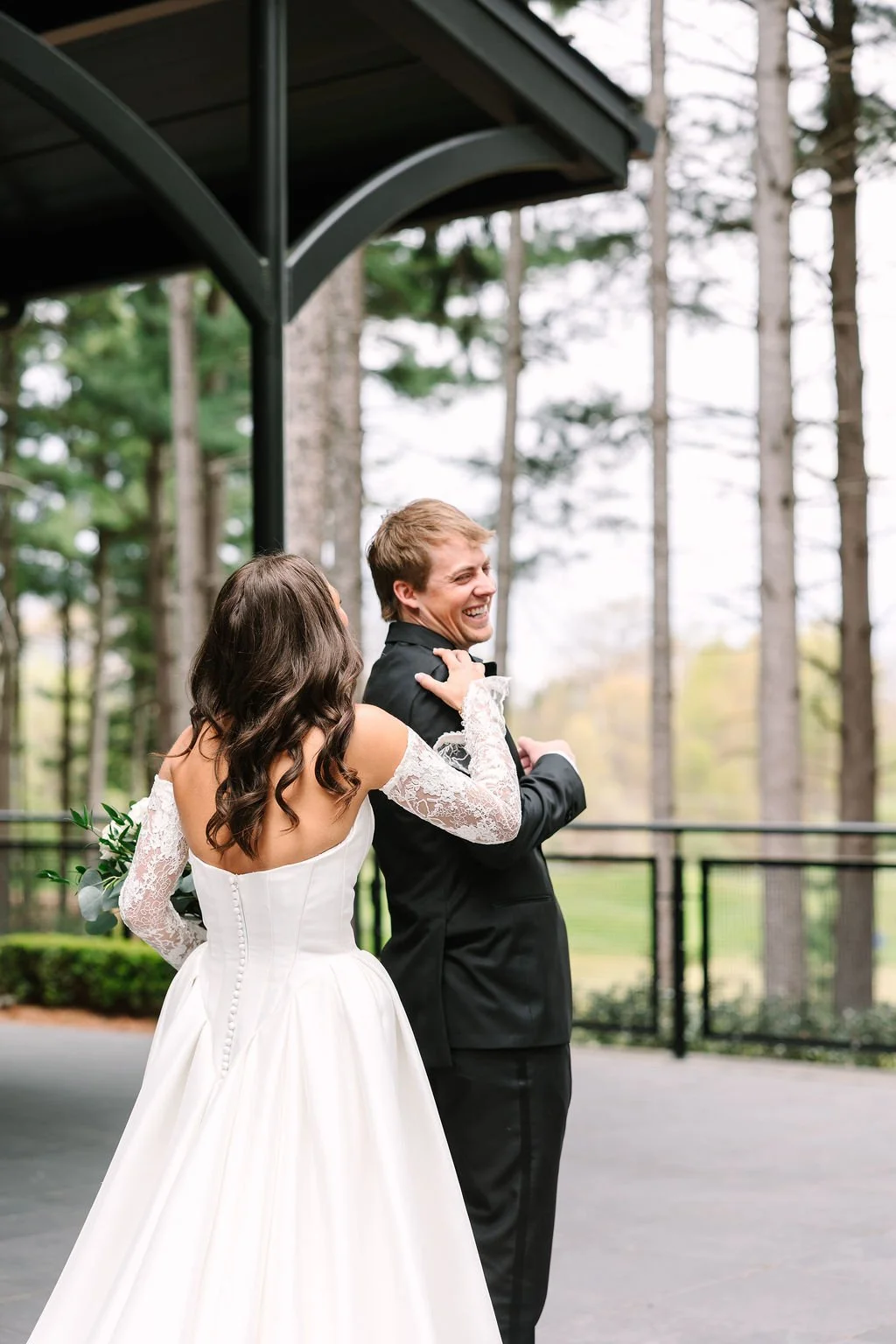 lauren-dylan-shepherds-hollow-clarkston-mi-wedding-previews-61.jpg