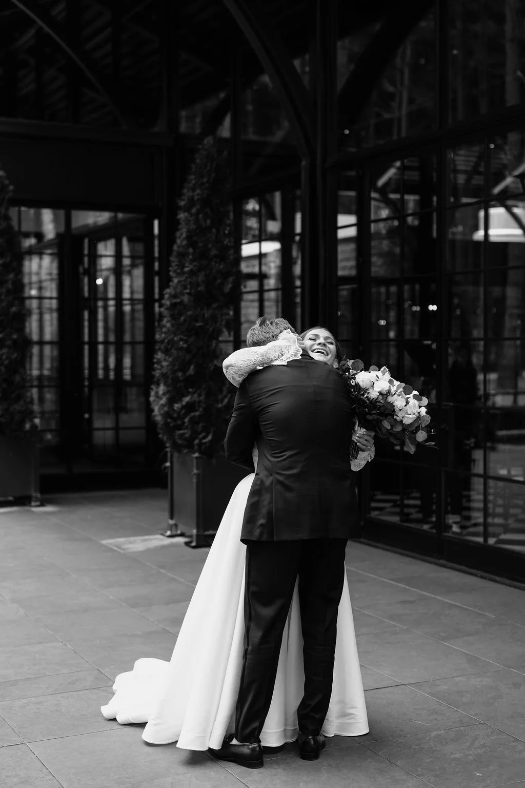 lauren-dylan-shepherds-hollow-clarkston-mi-wedding-previews-54.jpg