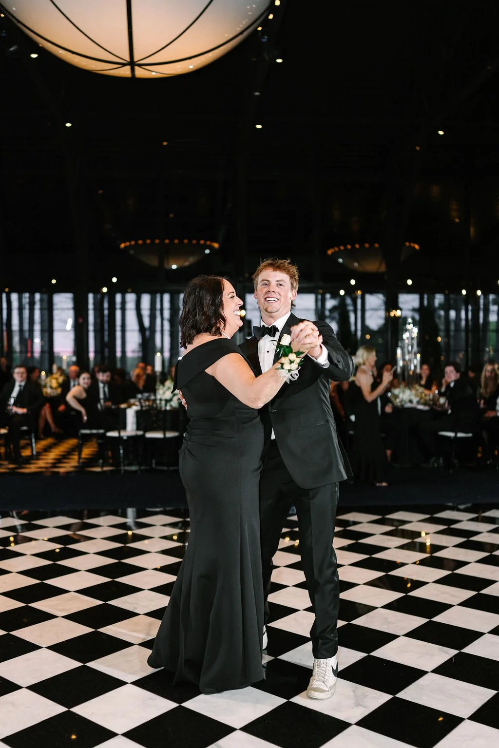 lauren-dylan-shepherds-hollow-clarkston-mi-wedding-previews-312.jpg