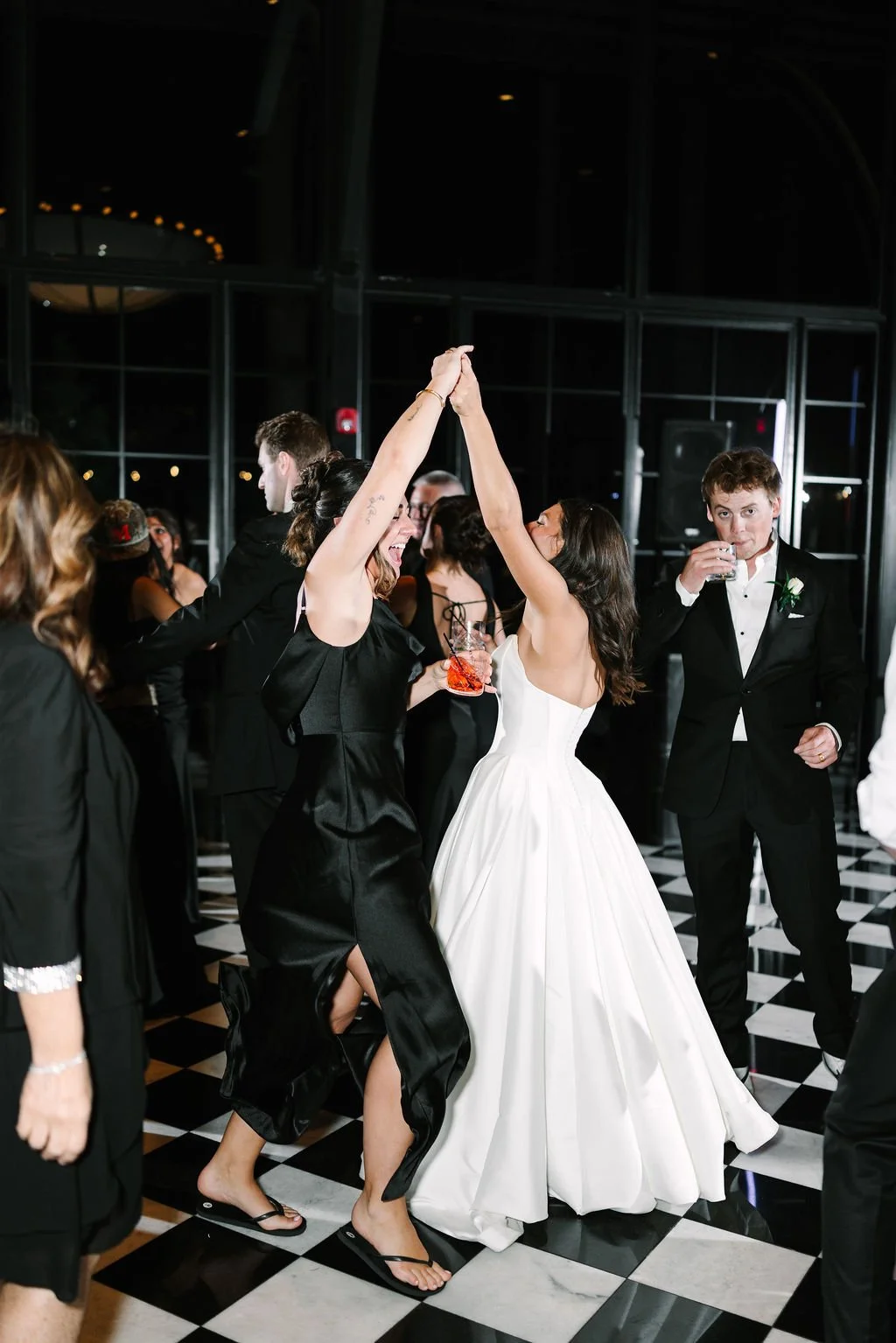 lauren-dylan-shepherds-hollow-clarkston-mi-wedding-previews-318.jpg