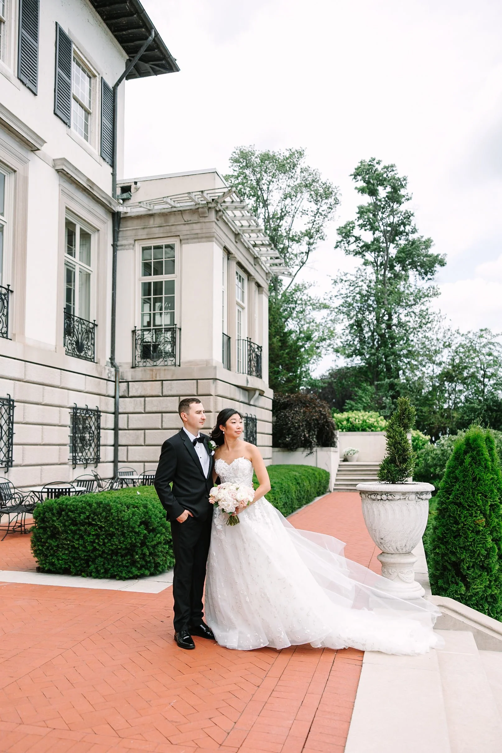 olivia-matthew-war-memorial-grosse-pointe-wedding-final-gallery-697.jpg
