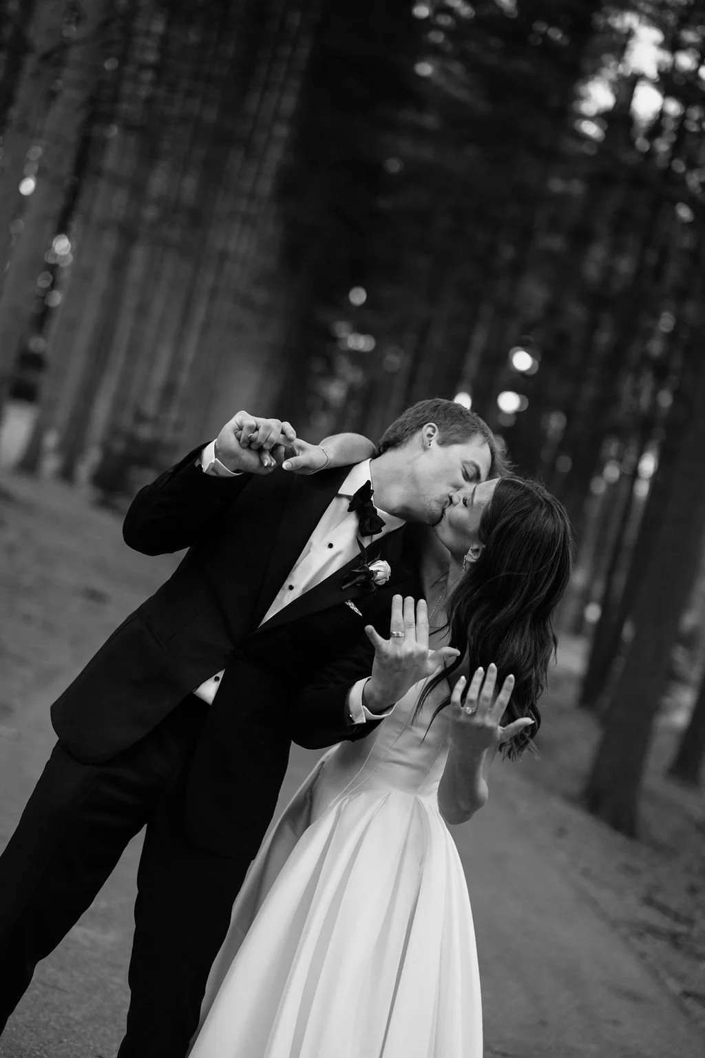 lauren-dylan-shepherds-hollow-clarkston-mi-wedding-previews-283.jpg