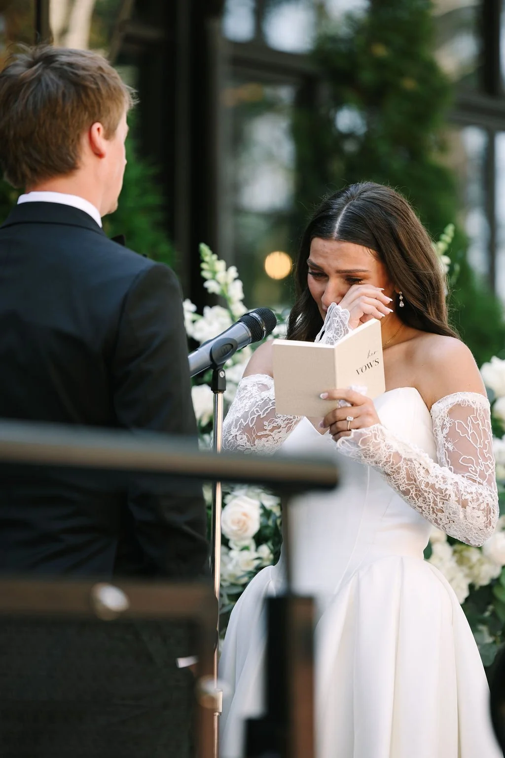 lauren-dylan-shepherds-hollow-clarkston-mi-wedding-previews-212.jpg