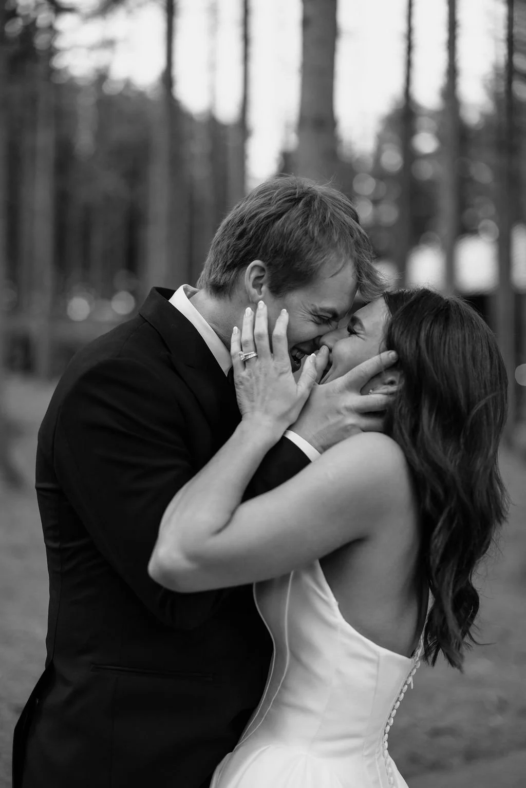 lauren-dylan-shepherds-hollow-clarkston-mi-wedding-previews-279.jpg