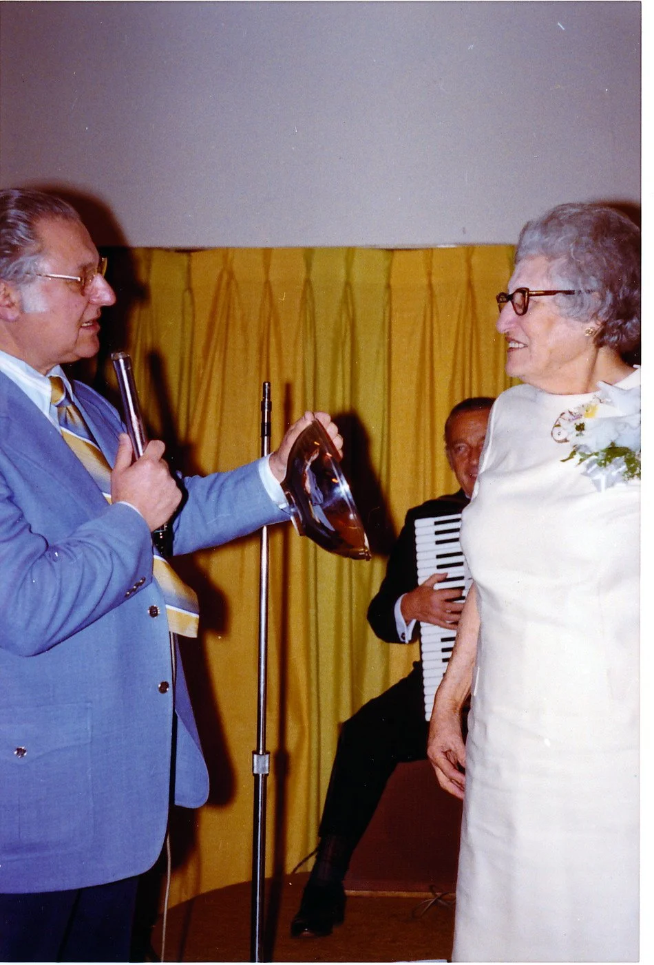 1972_Mar_AuntMollie's80th_0011.jpg