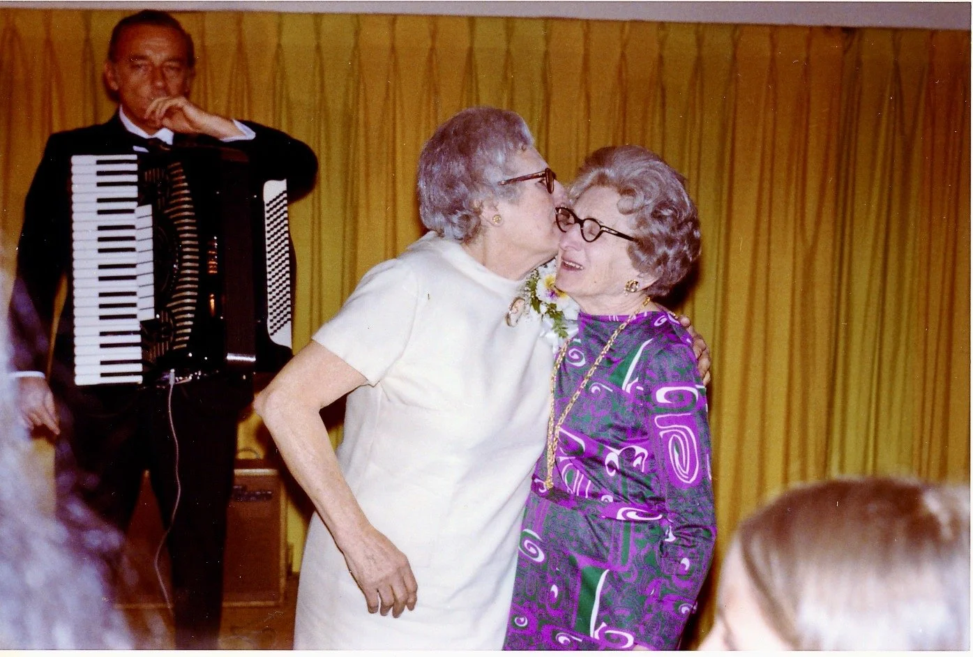 1972_Mar_AuntMollie's80th_0003.jpg
