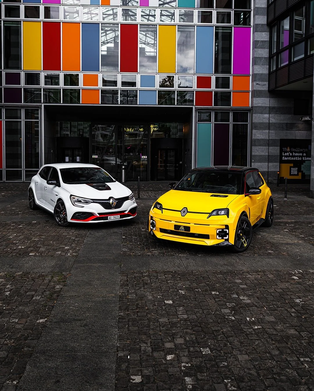 Pick your ride! Will it be the electrifying ⚡️R5 or the radical Trophy-R? 💥 Both cars available and for sale.

@as.autogallery.zh 
@renault.rs.team 

#renault #r5 #trophyr #megane #rs #meganers