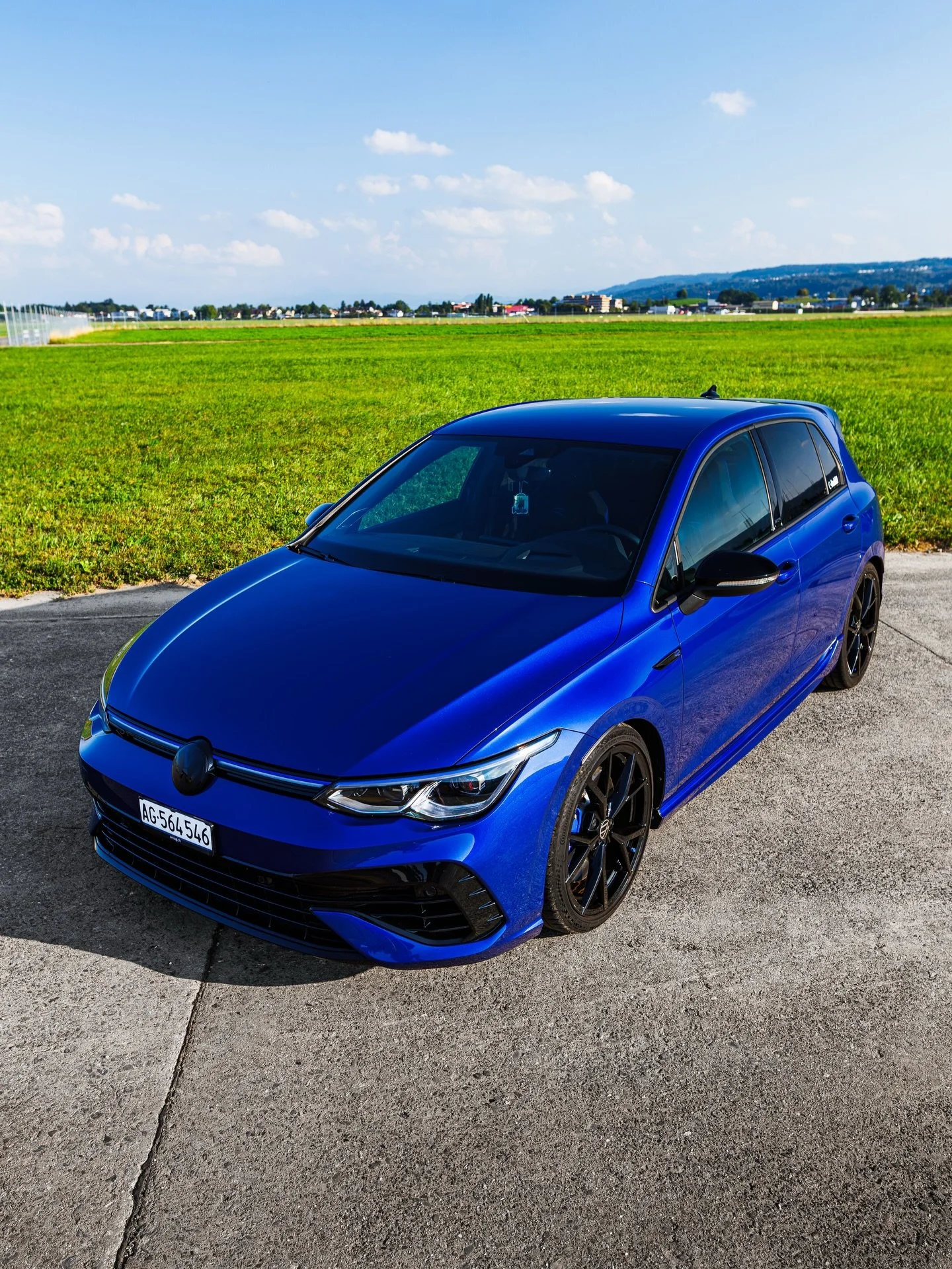 Golf 8R x Akrapovič 

🚗 @sc__8r 
🌐 @vwswitzerland / @amag.ch 

#vw #golf #golf8r