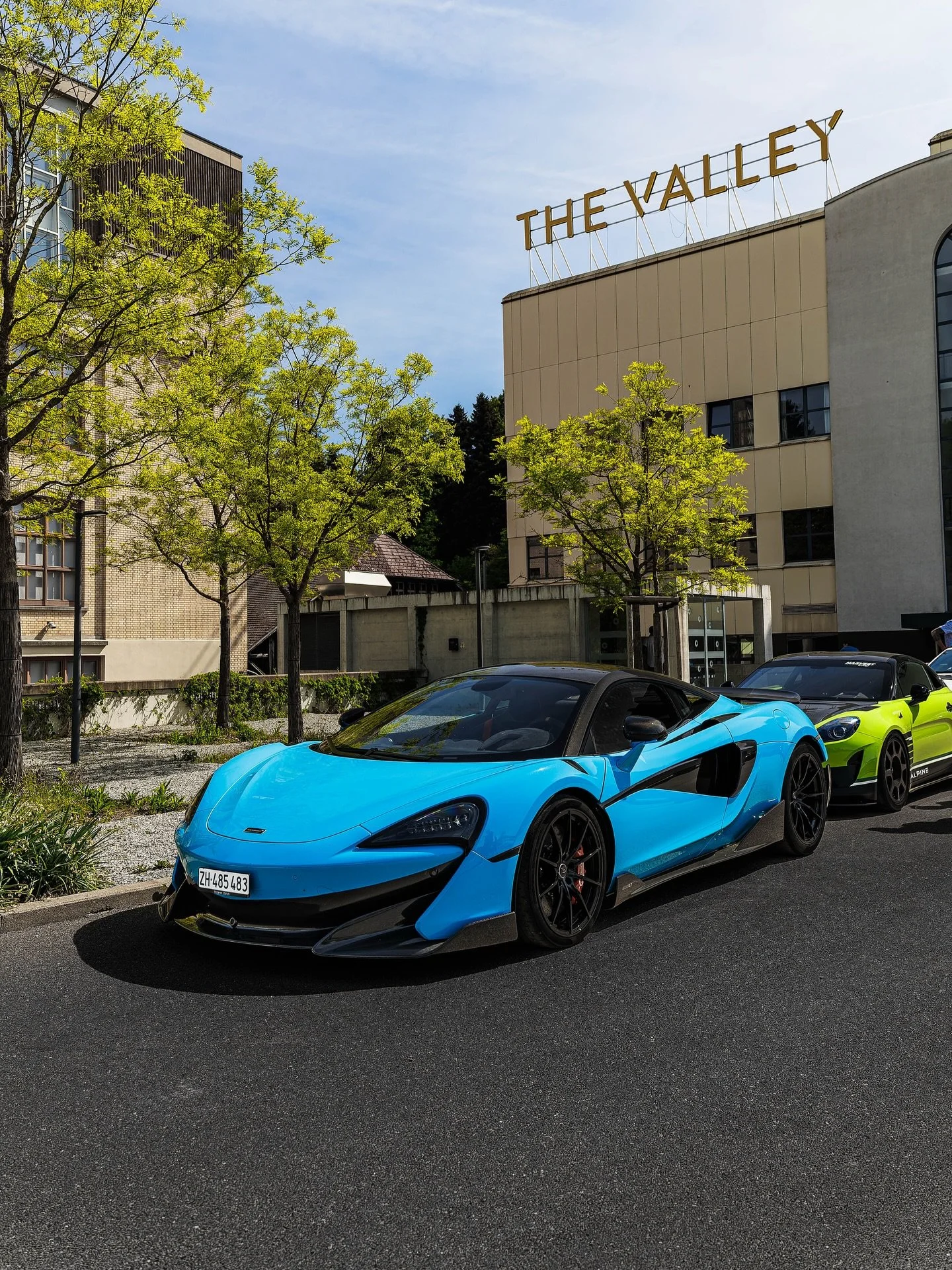 McLaren 600LT at @thevalley.kemptthal ☀️

Event @openairlifestyle 
Car @mclarenzurich / Tag the owner 

#Mclaren #mclaren600lt #600lt #thevalley