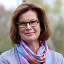 Lois Mander