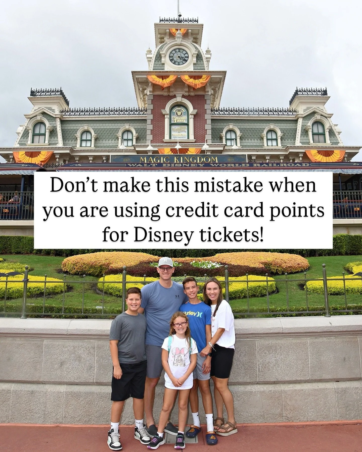 Disney tickets on points?! YES!!!! Just be sure to purchase at undercovertourist.com aka @themeparkfrog ! 

👉🏼 Comment &ldquo;Disney&rdquo; for my &ldquo;Disney on points&rdquo; credit card recs!