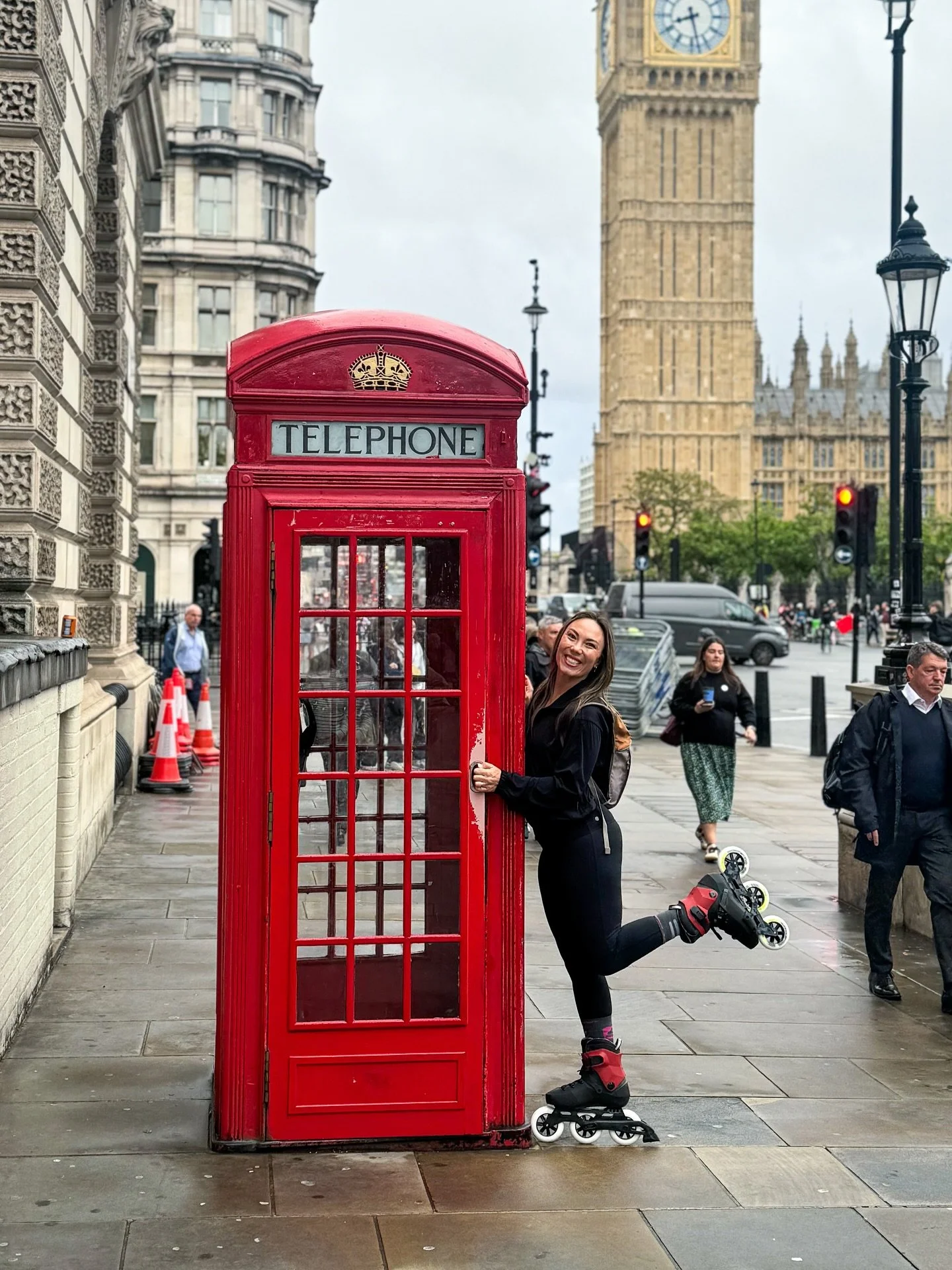 🛼 London + Berlin photo dump!!!!

👇🏼How we booked on points:

🏨 Great Scotland Yard Hotel:

29k Hyatt Points for one night. We LOVED this London property. Cute, fancy and an amazing location around the corner from Trafalger Square and walkable to