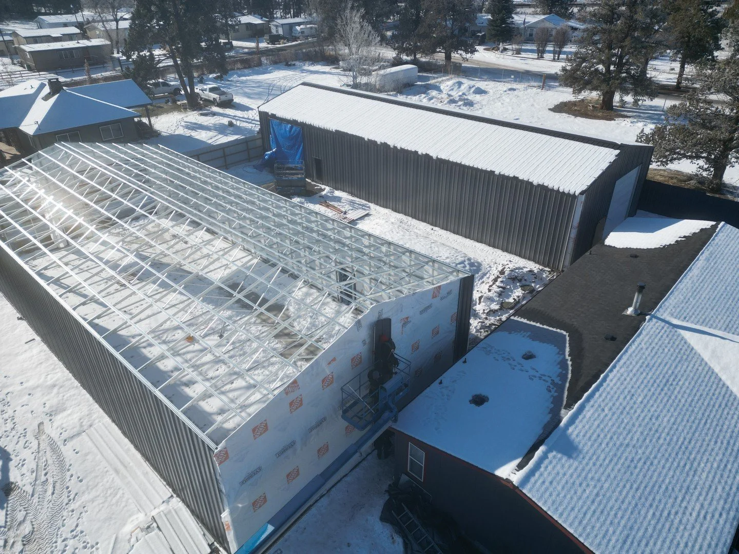 Different projects call for different roofing solutions. Industrial and commercial buildings often rely on durable metal systems built to handle heavy snow loads, temperature swings, and long-term performance.