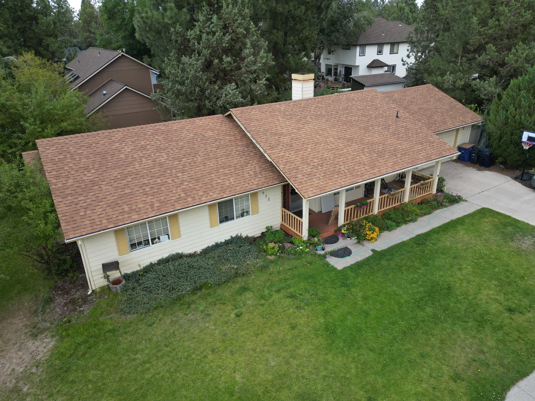 We love it when a roof&rsquo;s color perfectly complements a home! This roof is ready for whatever Central Oregon weather brings, while adding beautiful curb appeal for years to come!