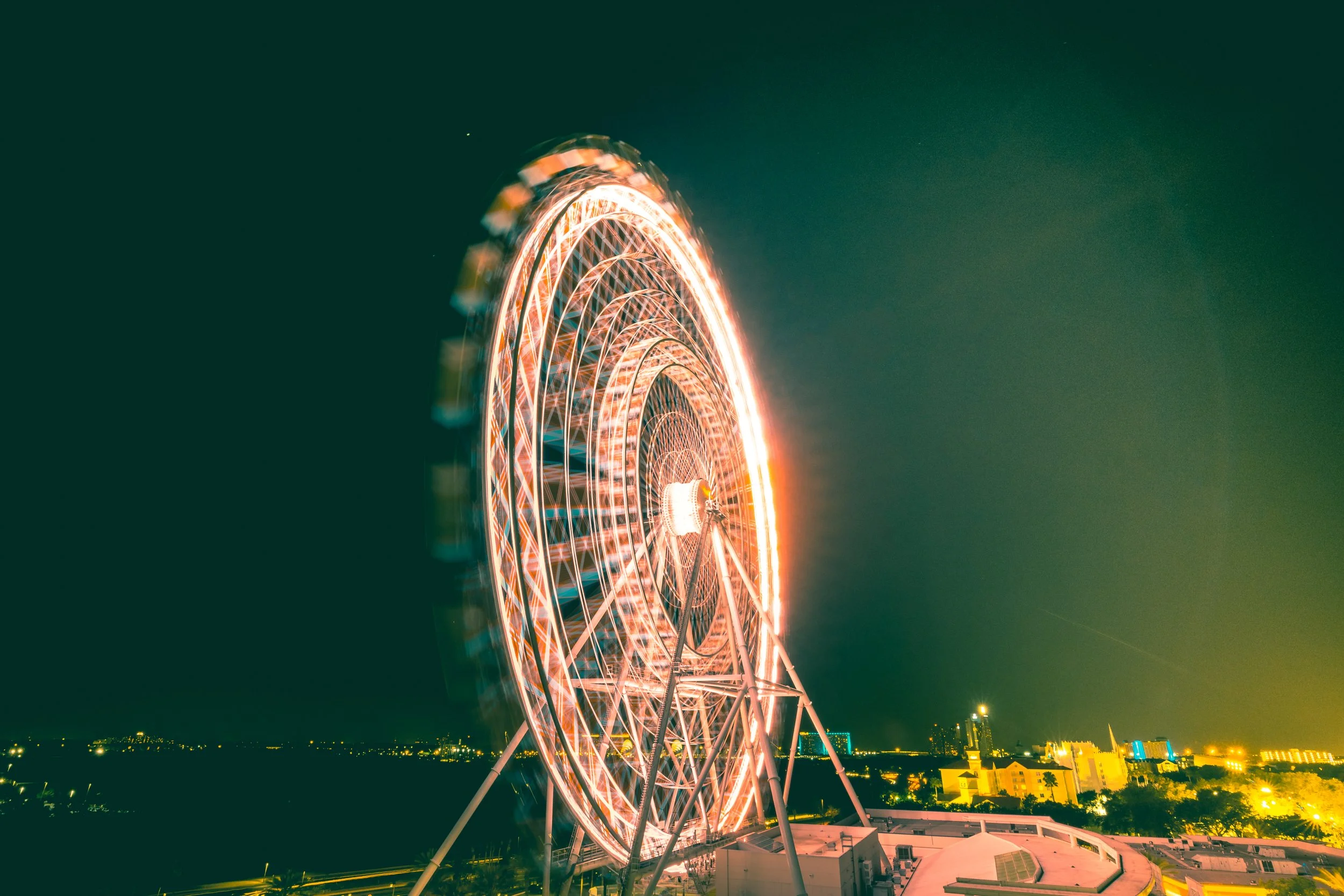 orlando eye long ex.JPG