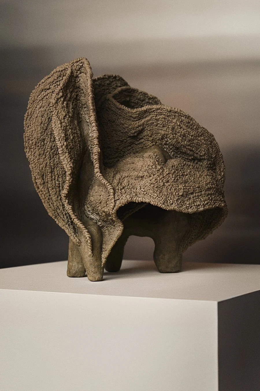 Agnieszka-Mazur_Knitting Sand_03-03_Augusta©Tomo-Yarmush.jpg