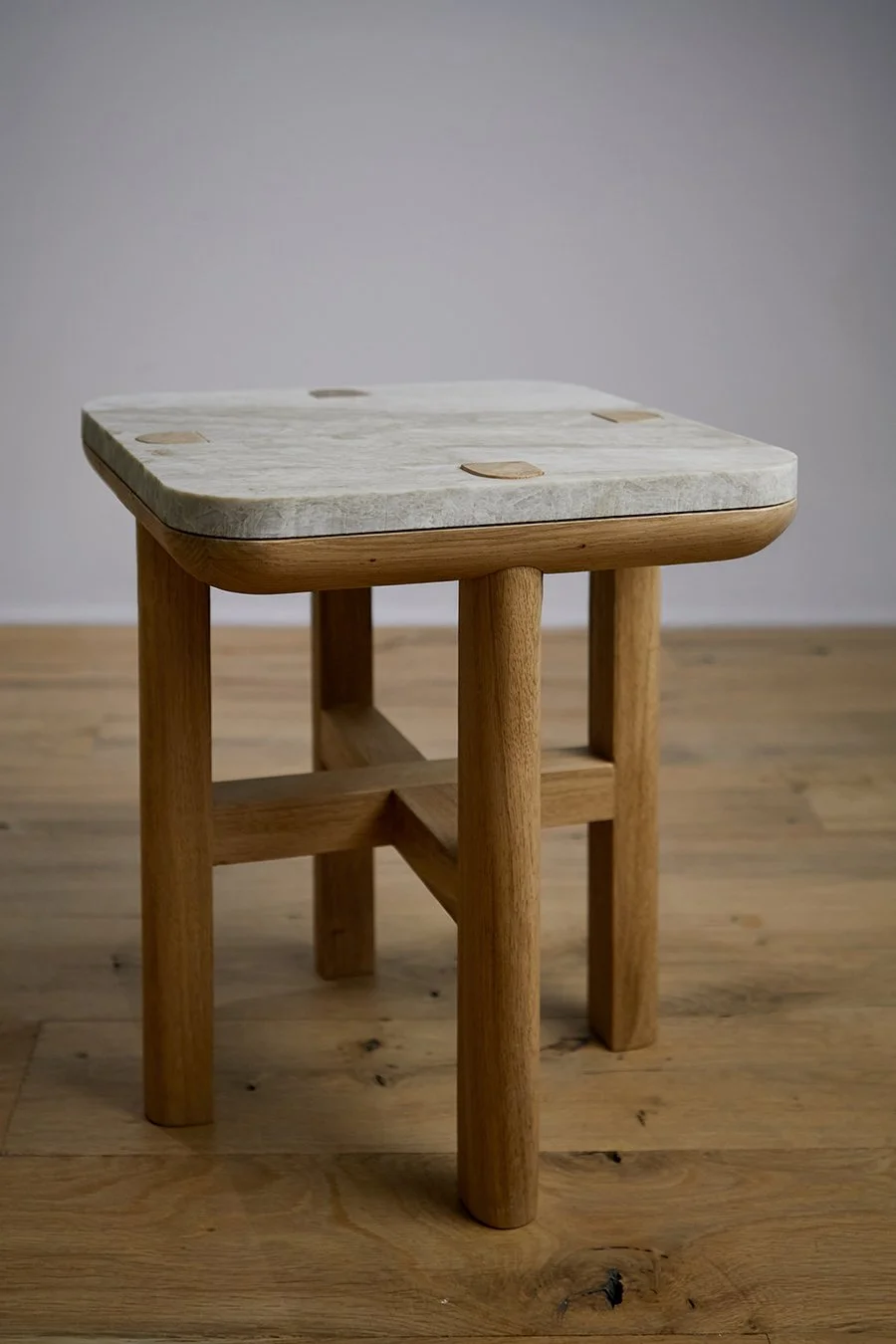 Connections Side table_Ariane van Dievoet © Oksana Tkachuk.jpg