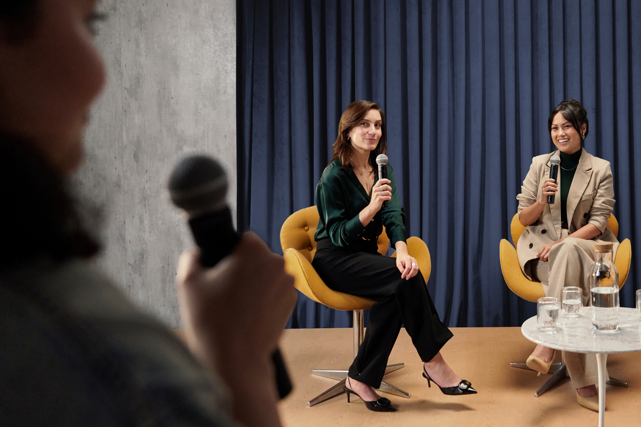 20241206-SHURE_0341_v001 1.png