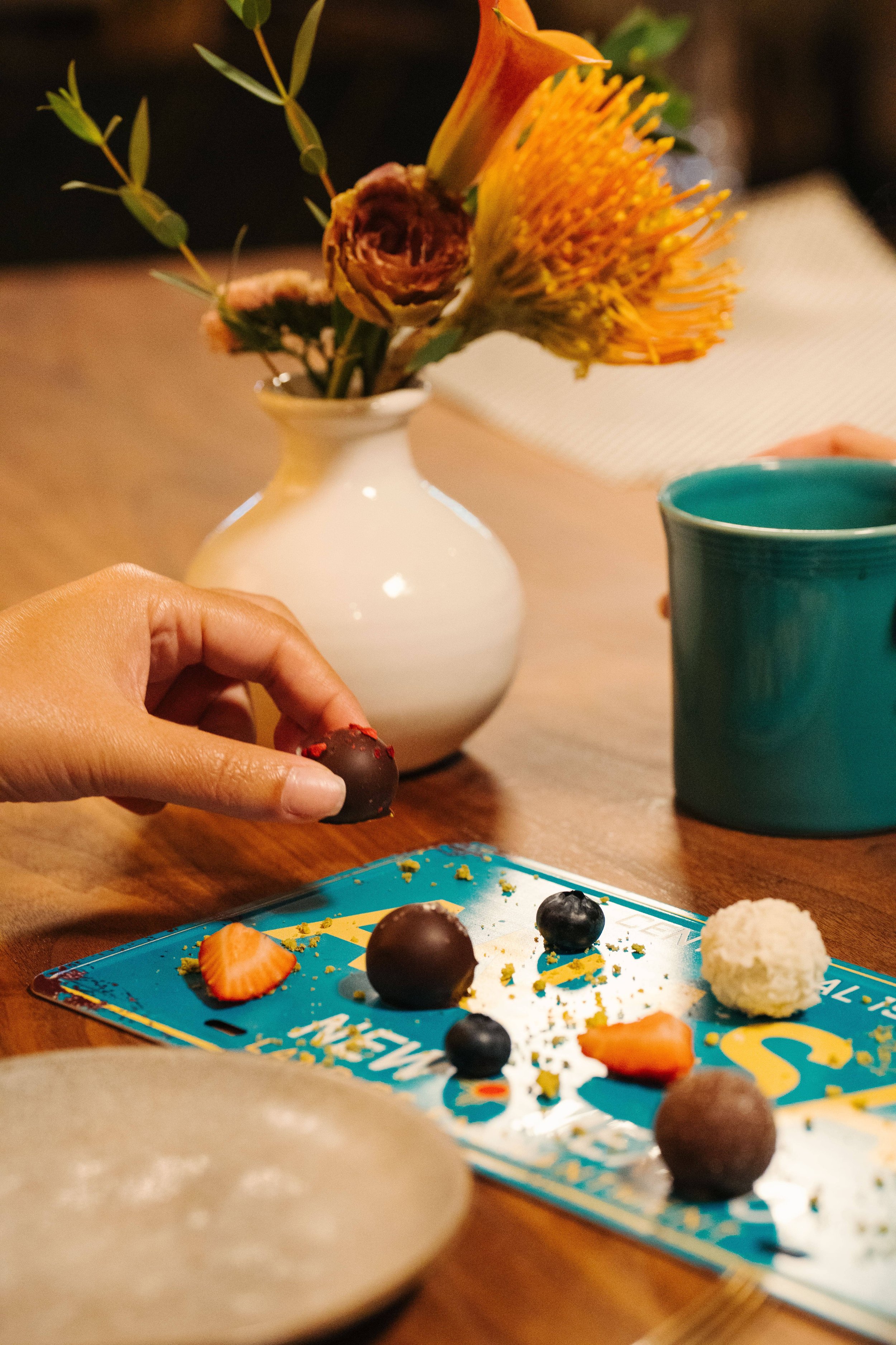 Social Grace Marketing - Digital Marketing Agency-scroll-right.jpg