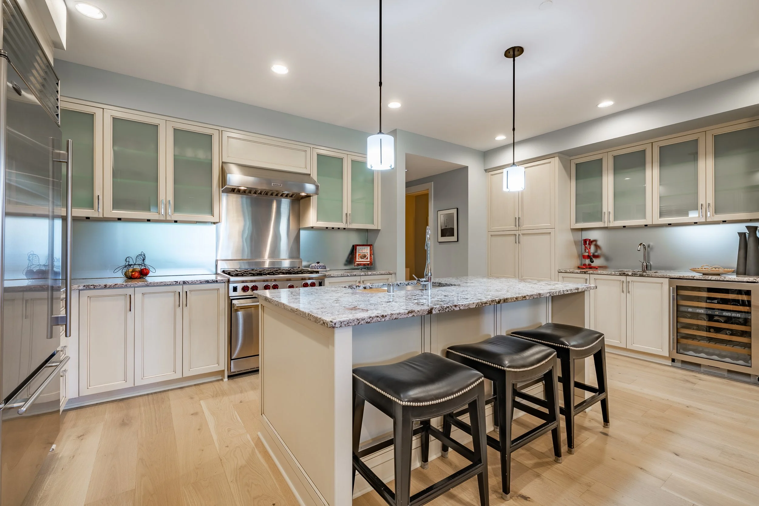 9525 Semiahmoo Pkwy Marin A204-26.jpg