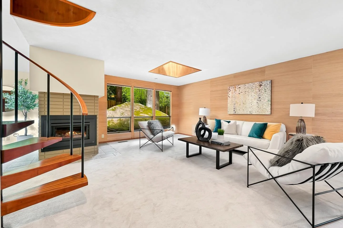 Staged, sold, &amp; destaged before we had a chance to post!

This house comes with your own glacial erratic right outside the living room window, so cool!

Listed by @chara.stuart &amp; @chelsea.elsbree 

📷 @bellinghammedia 

Staging @positivespace